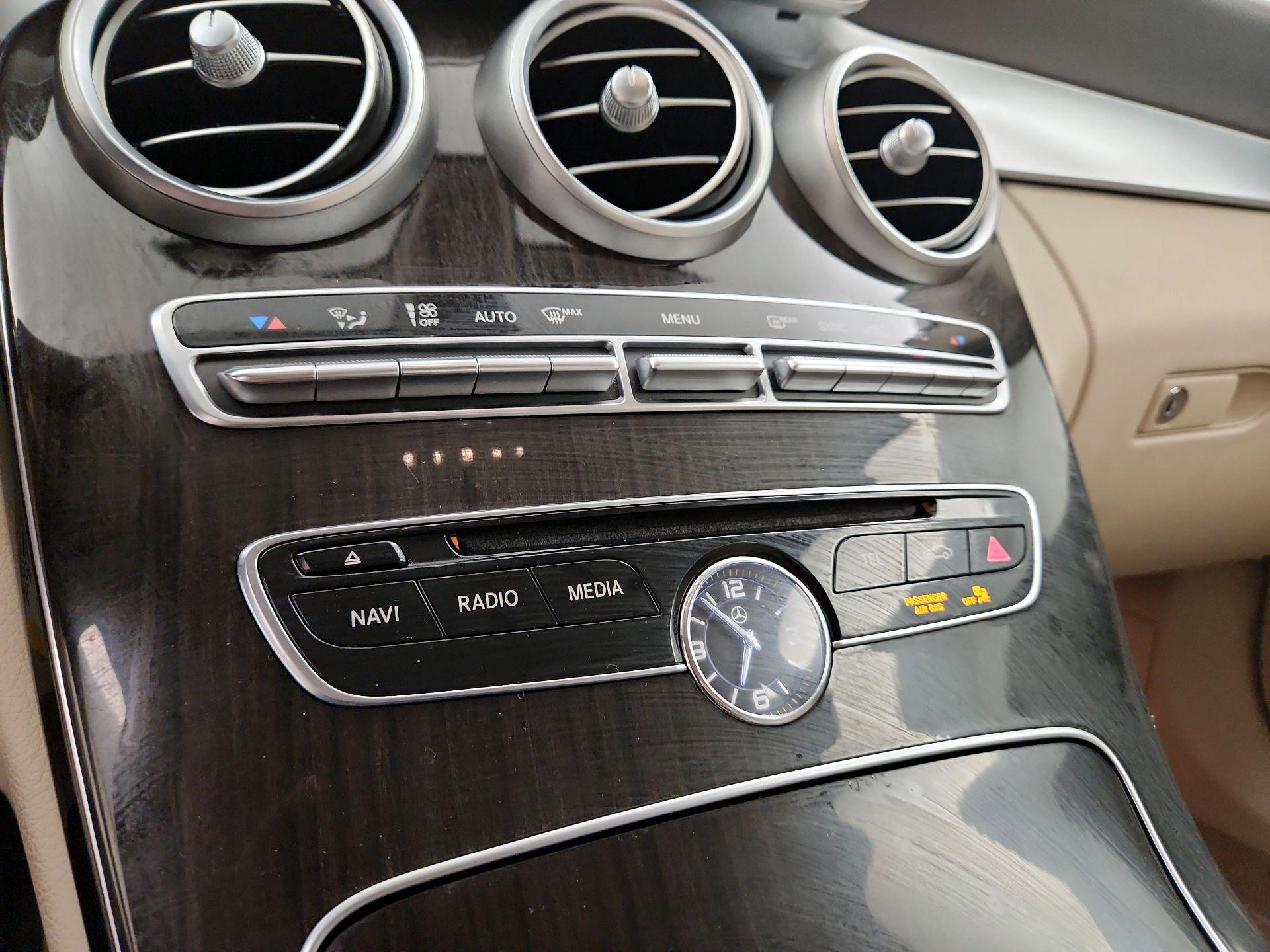 Thumbnail: 2017 Mercedes-Benz C-Class - 15