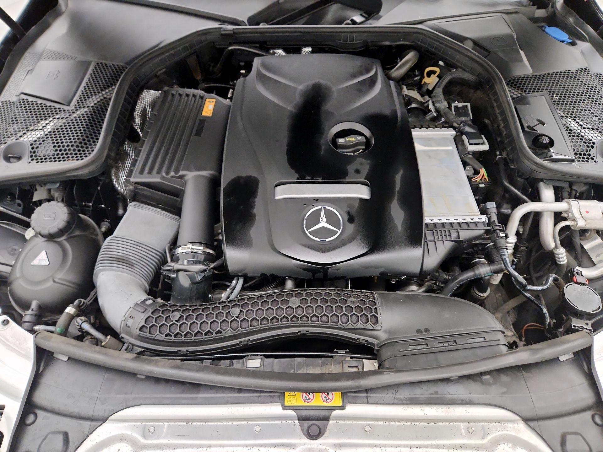 Thumbnail: 2017 Mercedes-Benz C-Class - 20