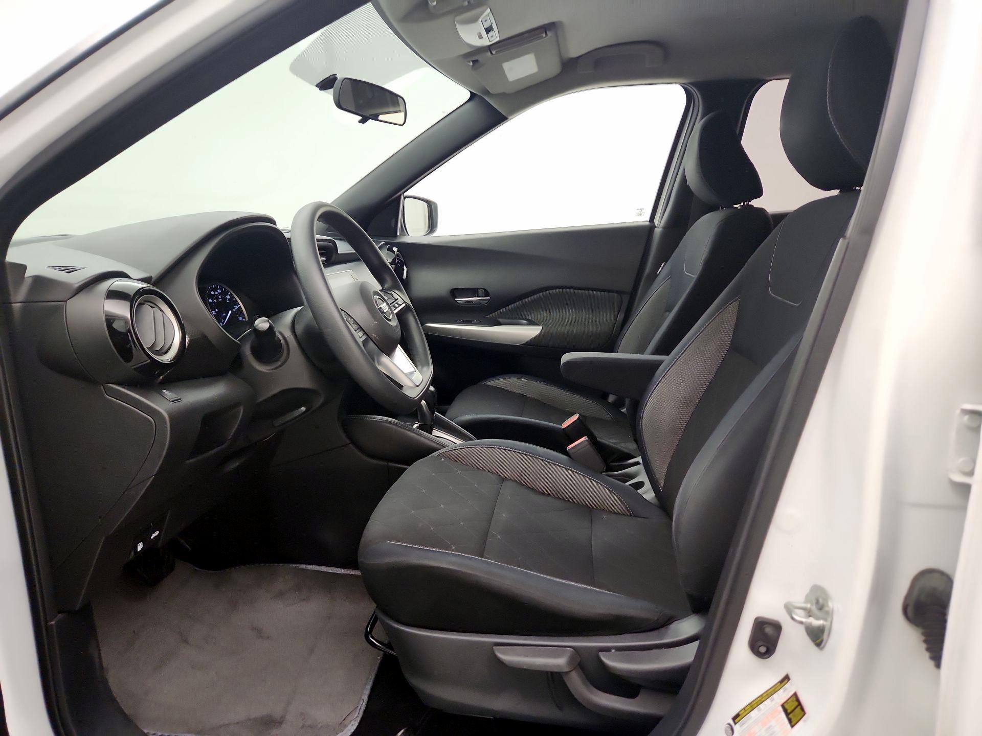Thumbnail: 2019 Nissan Kicks - 11