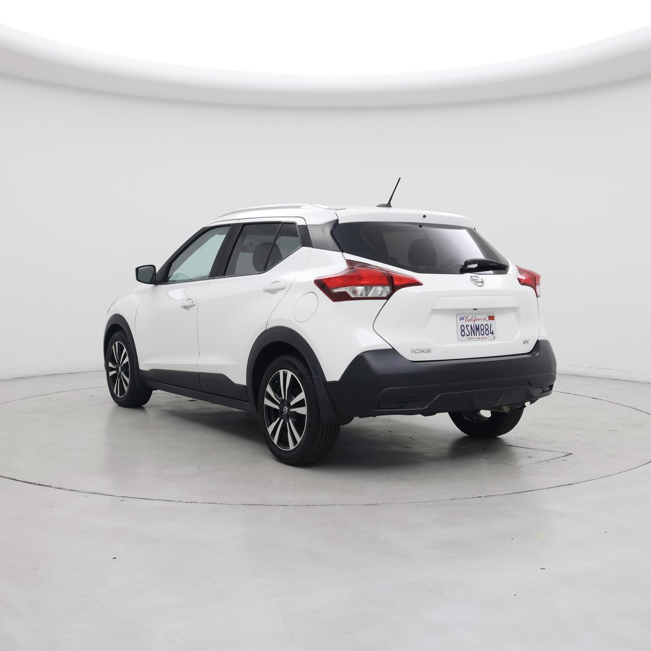 Thumbnail: 2019 Nissan Kicks - 2