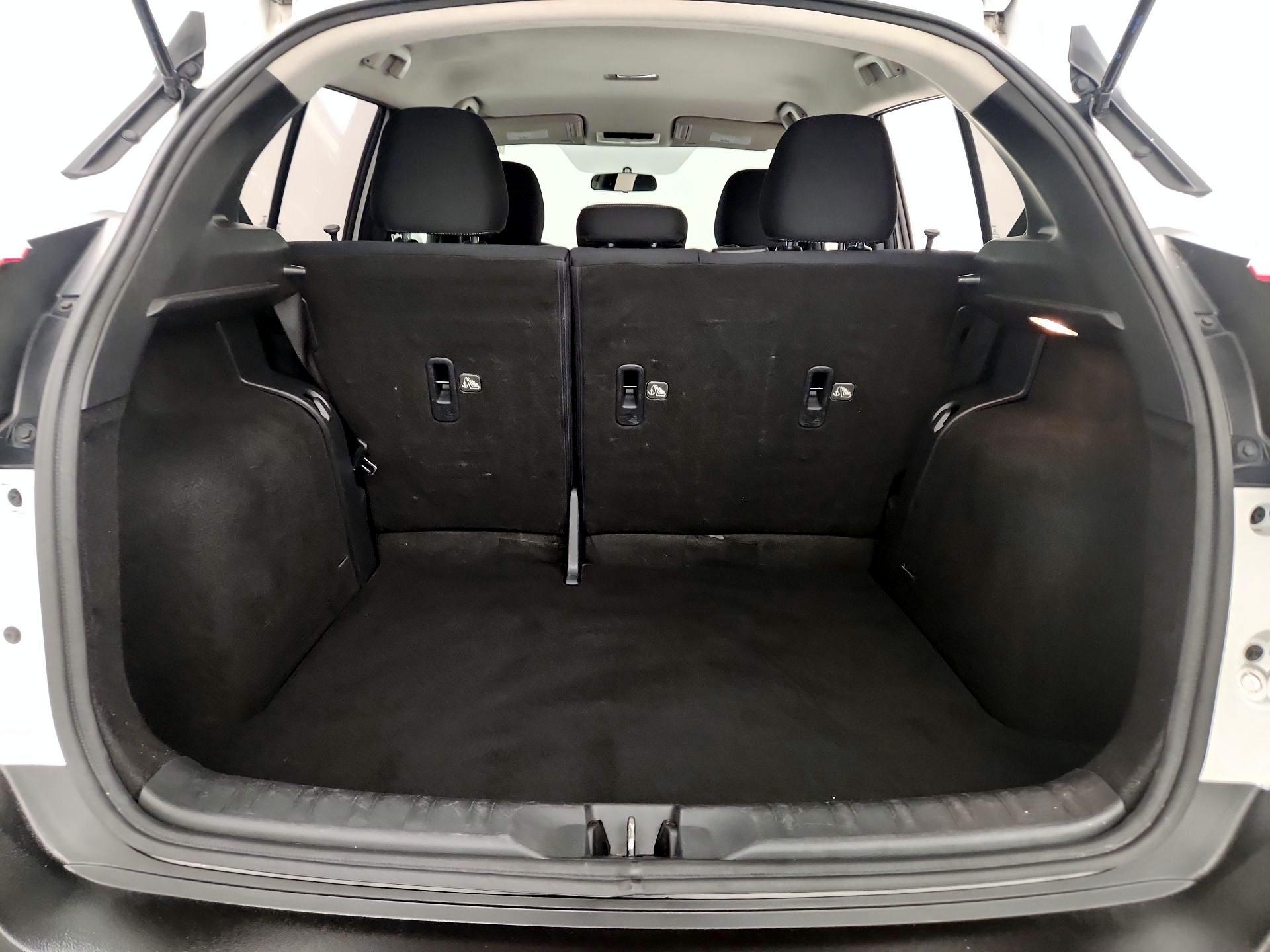 Thumbnail: 2019 Nissan Kicks - 20