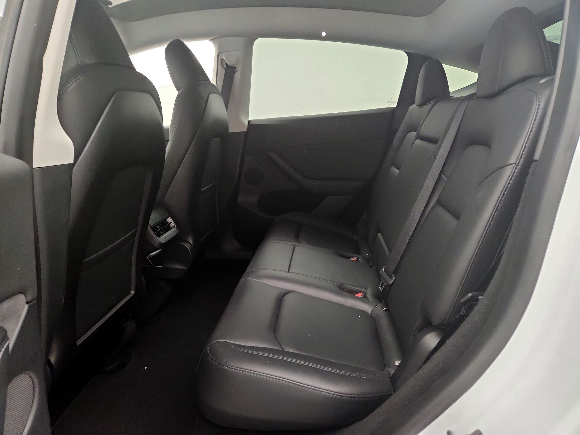 Thumbnail: 2023 Tesla Model Y - 18