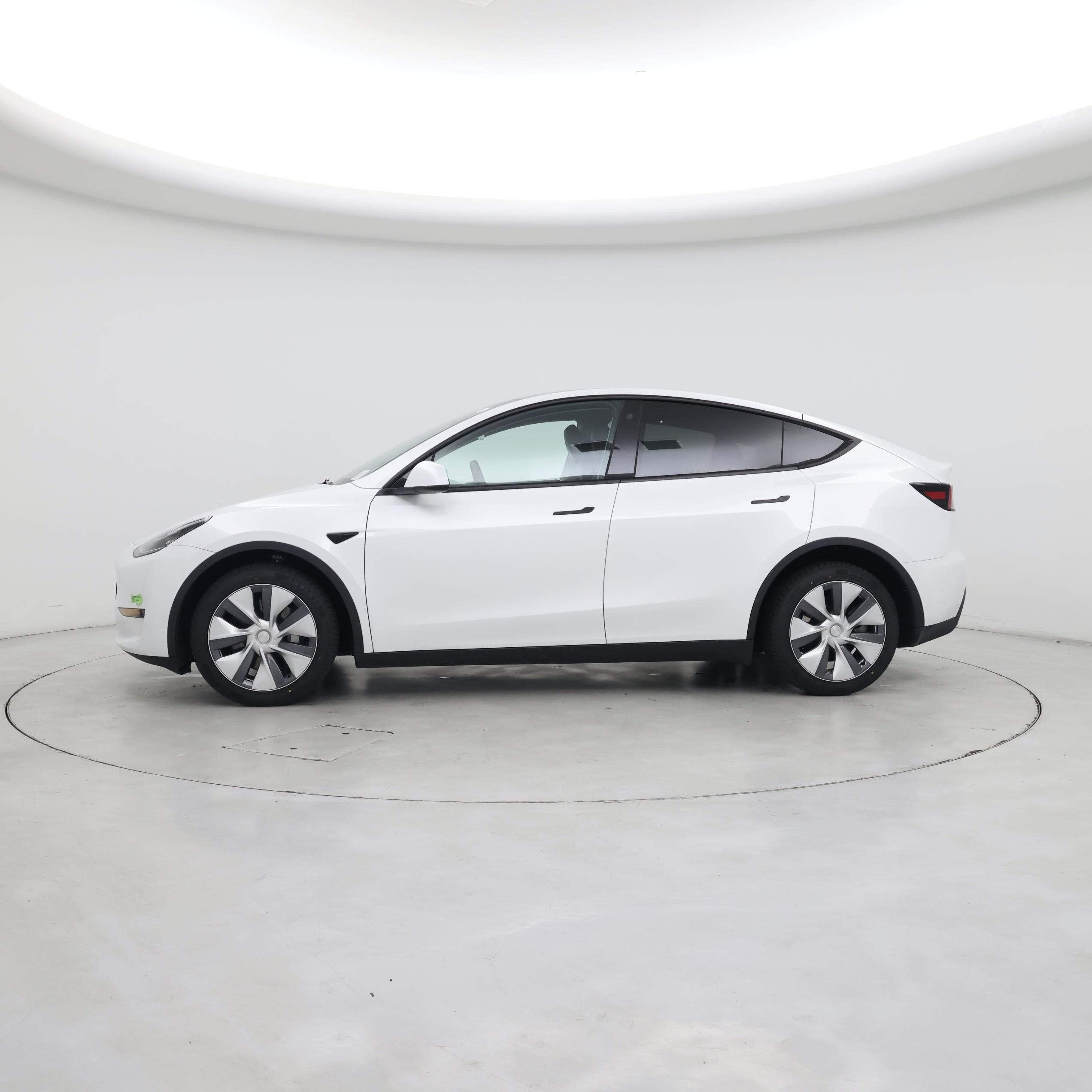Thumbnail: 2023 Tesla Model Y - 3
