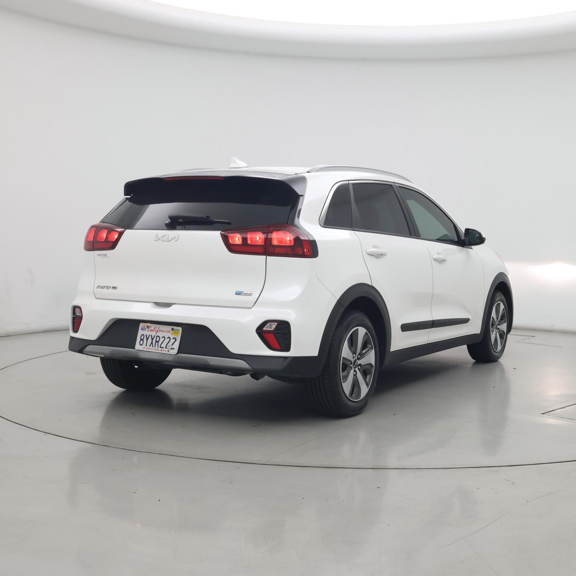 Thumbnail: 2022 Kia Niro - 8