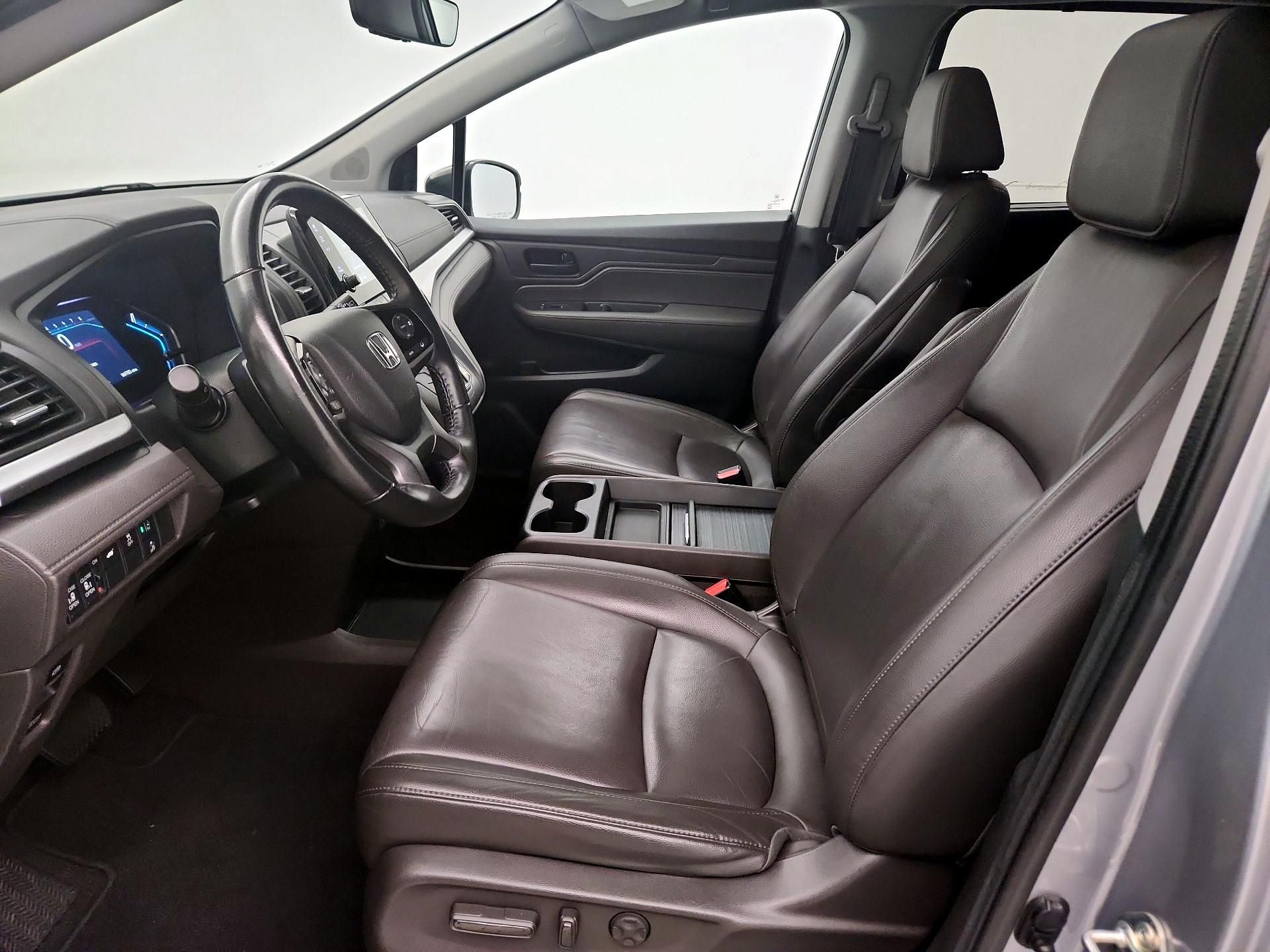 Thumbnail: 2019 Honda Odyssey - 11