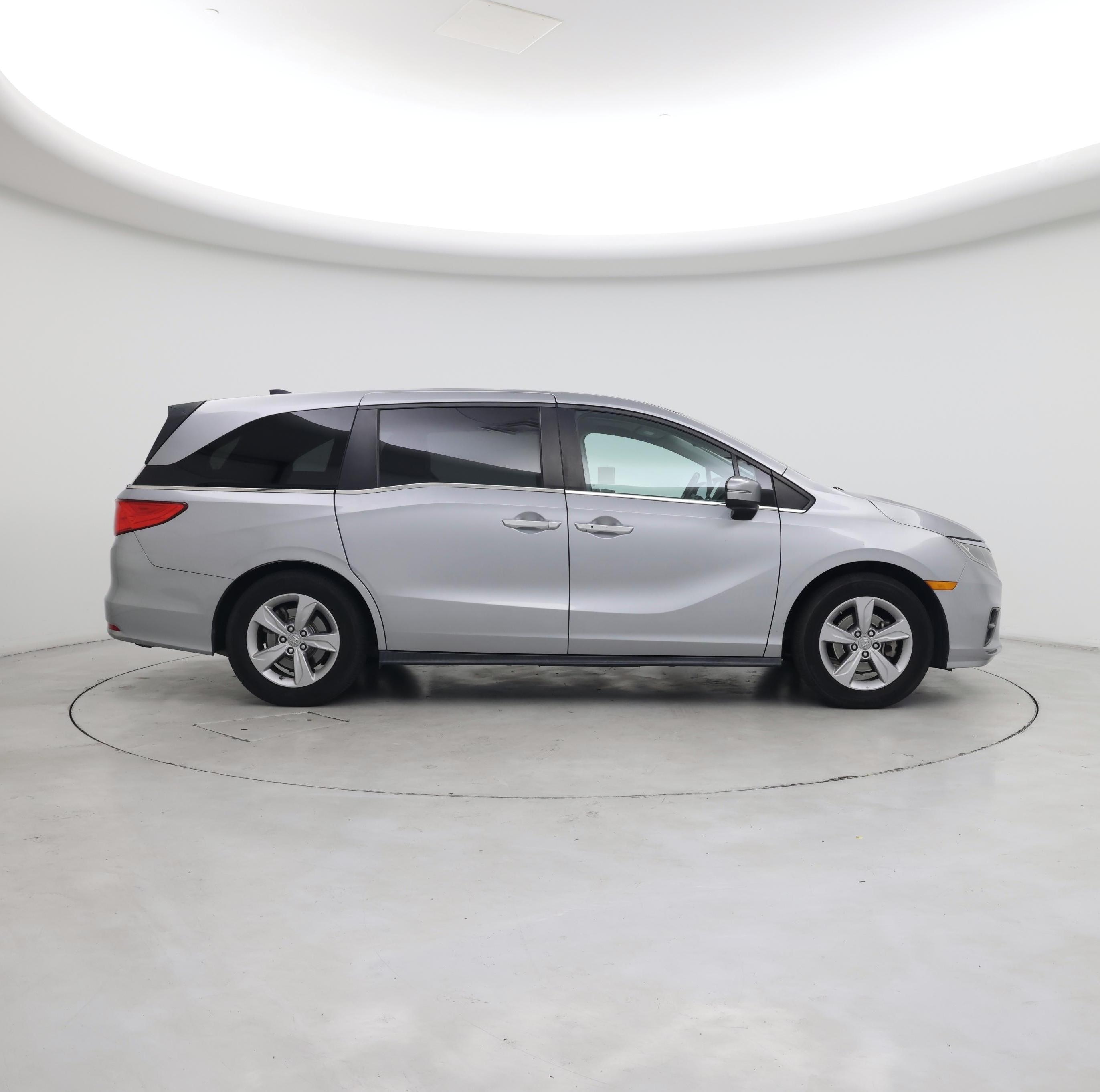 Thumbnail: 2019 Honda Odyssey - 7