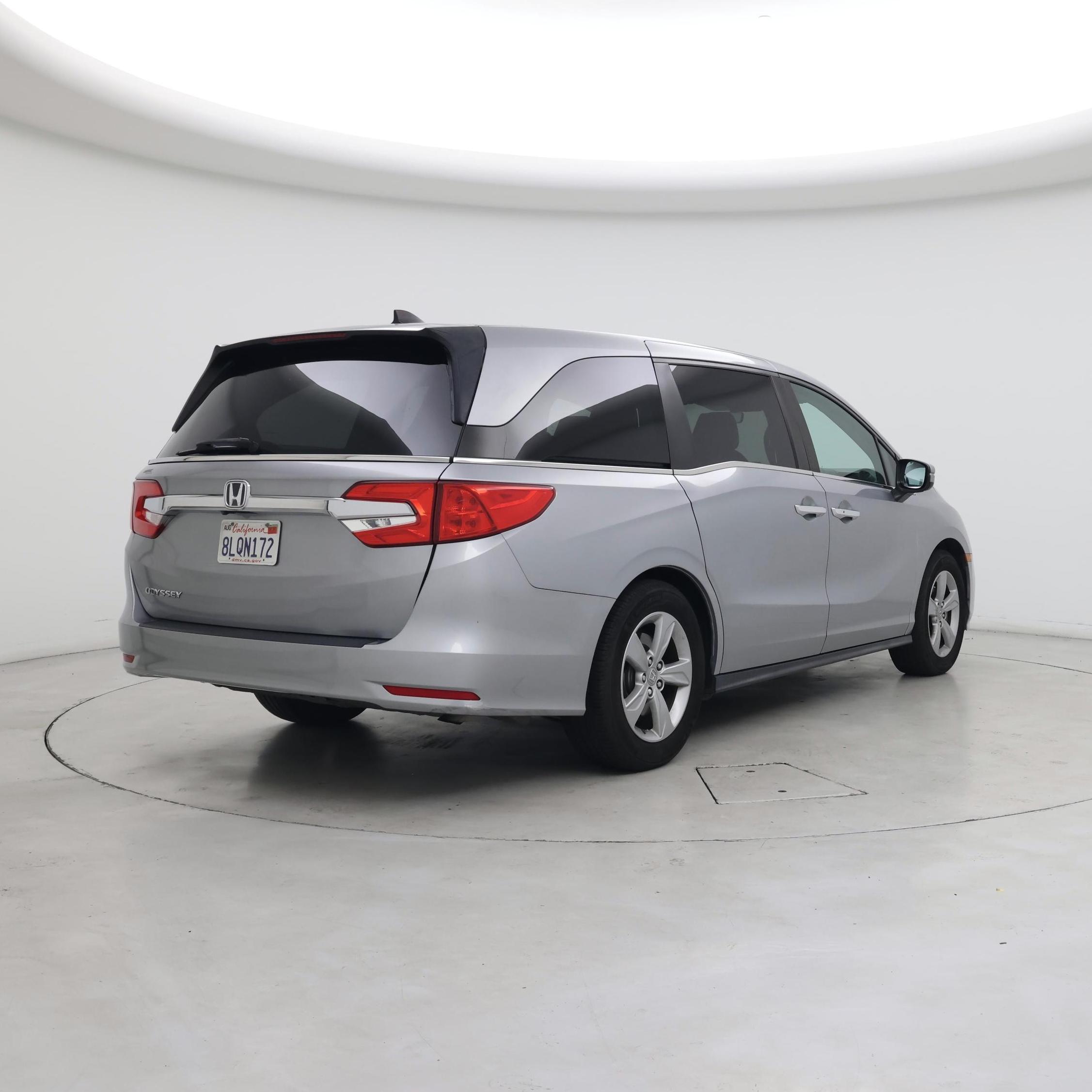 Thumbnail: 2019 Honda Odyssey - 8