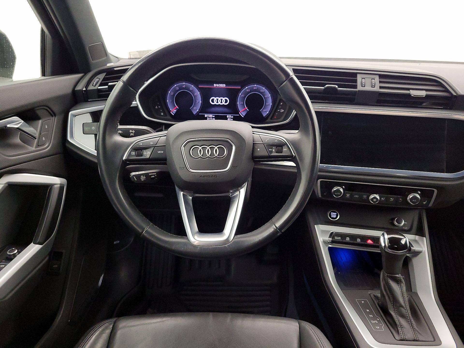 Thumbnail: 2021 Audi Q3 - 10