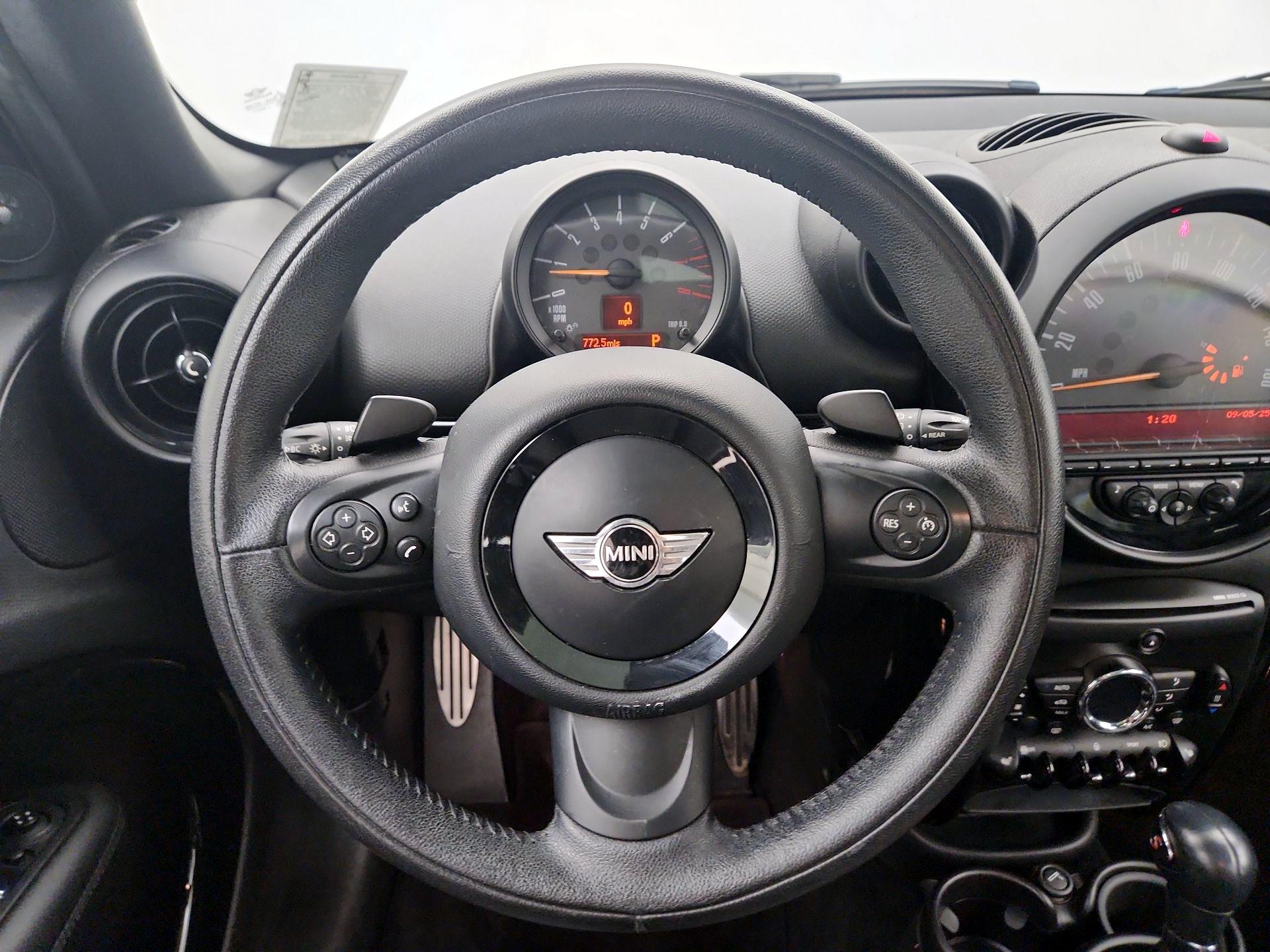 Thumbnail: 2015 MINI Cooper Countryman - 10