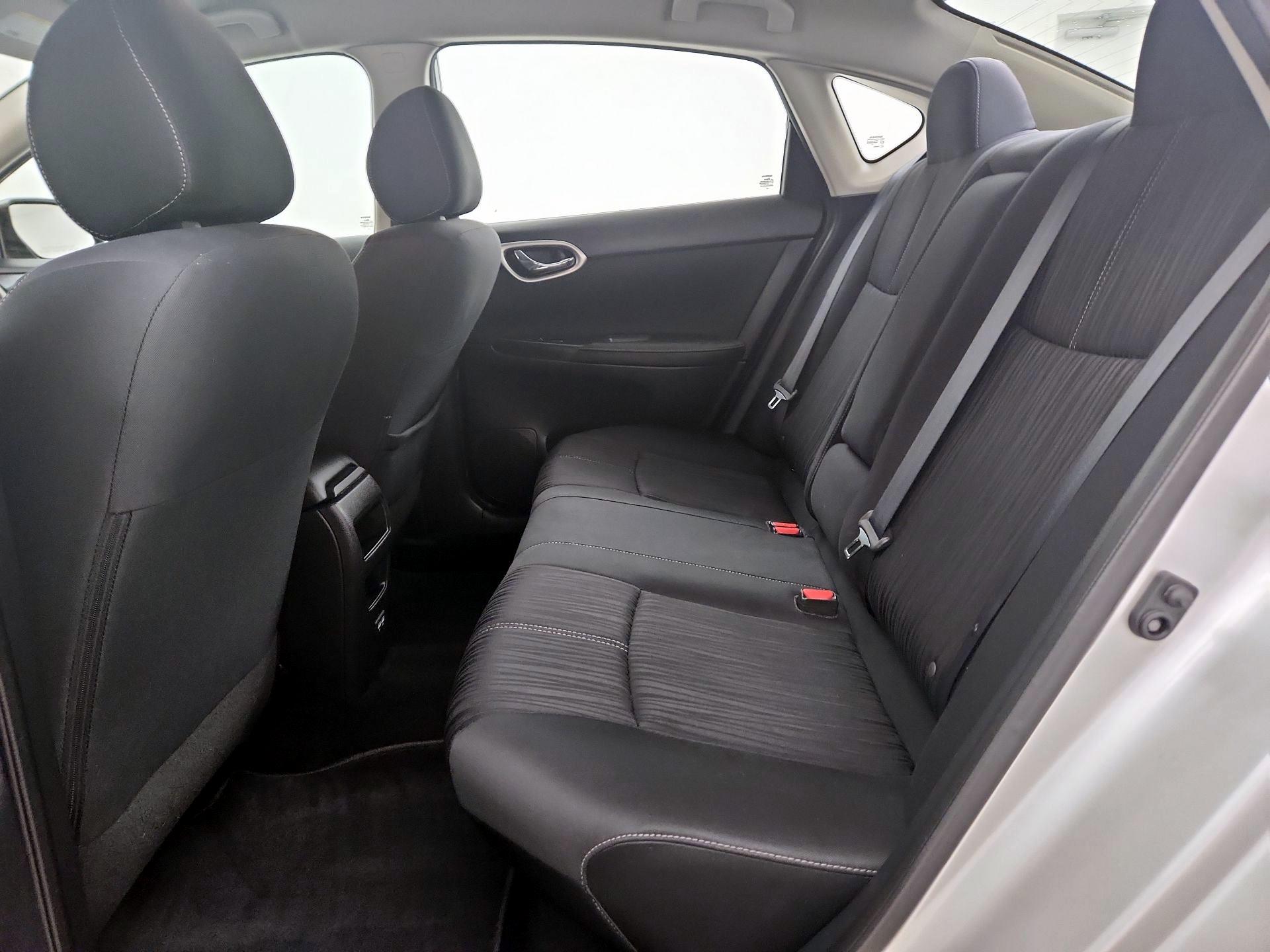 Thumbnail: 2018 Nissan Sentra - 19