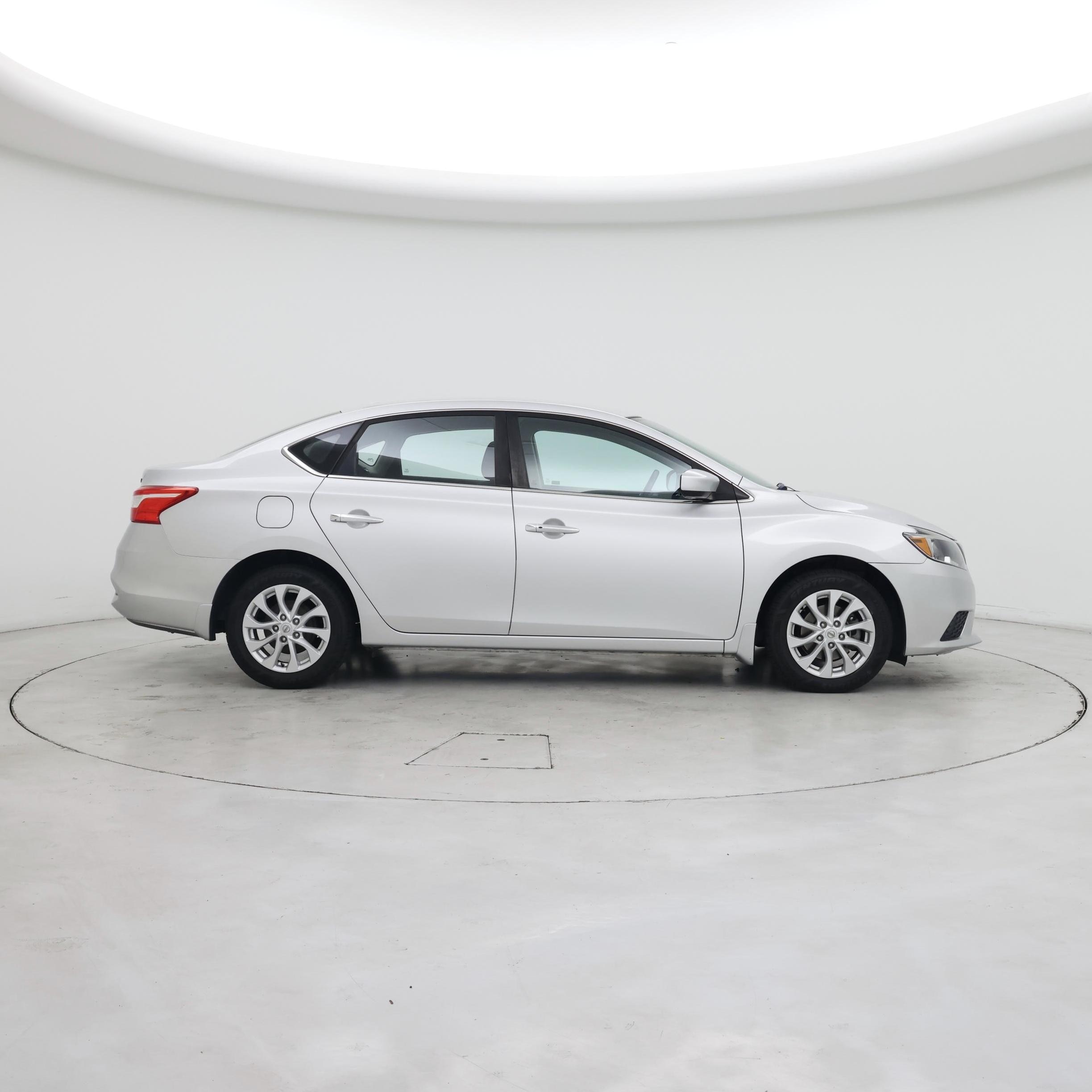 Thumbnail: 2018 Nissan Sentra - 7