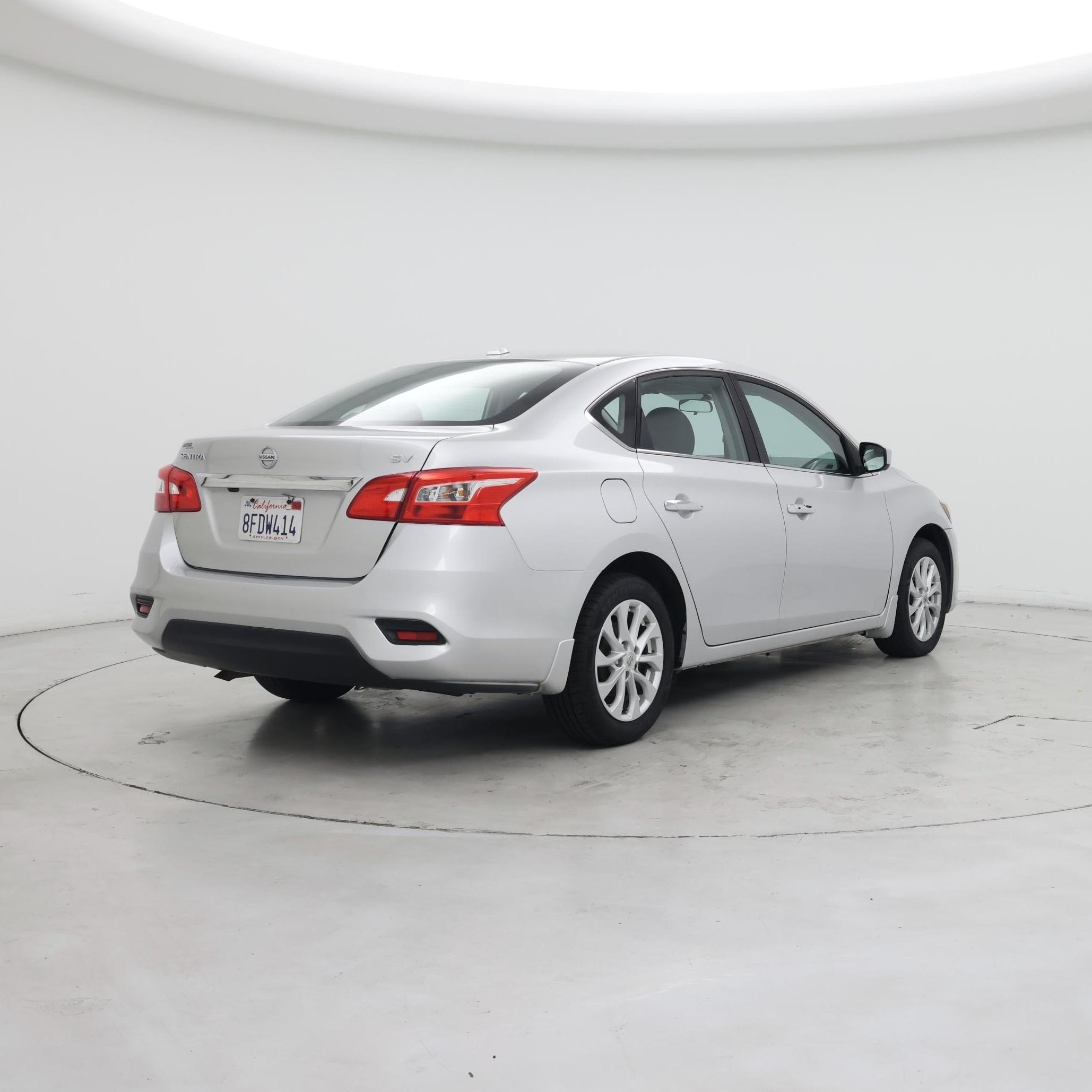 Thumbnail: 2018 Nissan Sentra - 8