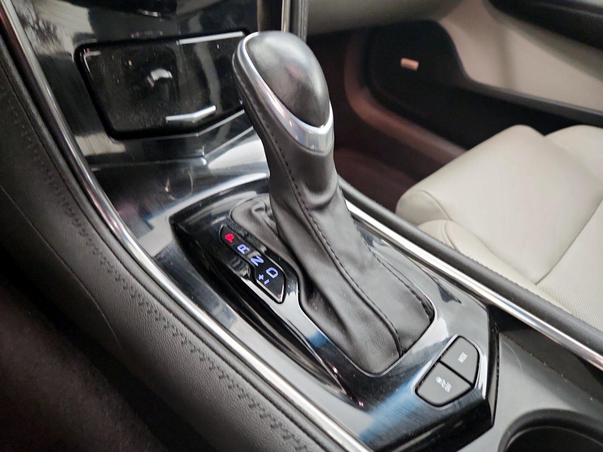 Thumbnail: 2015 Cadillac ATS - 17