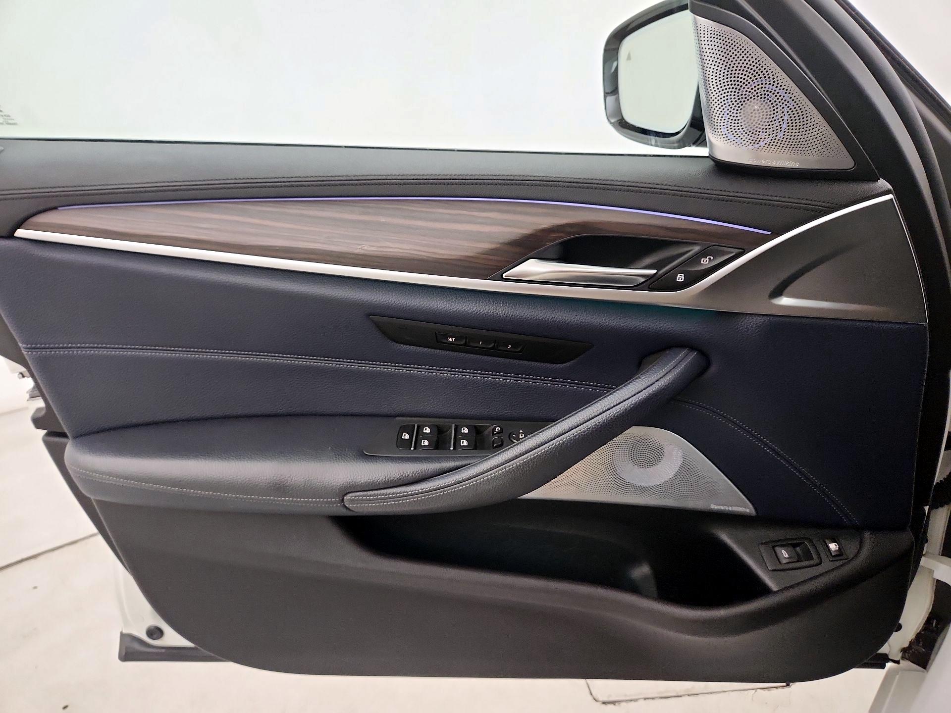 Thumbnail: 2018 BMW 5 Series - 12