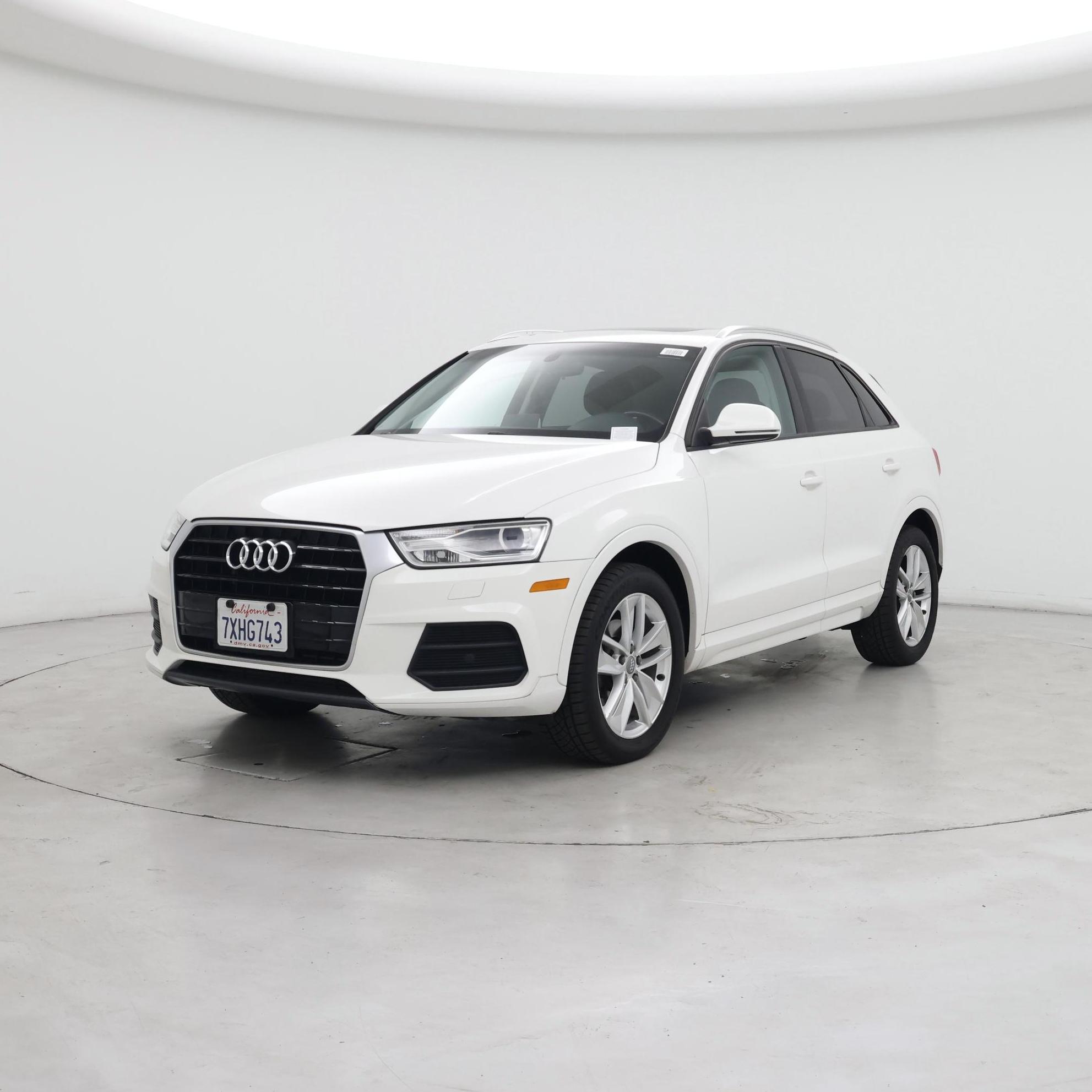 Thumbnail: 2017 Audi Q3 - 4