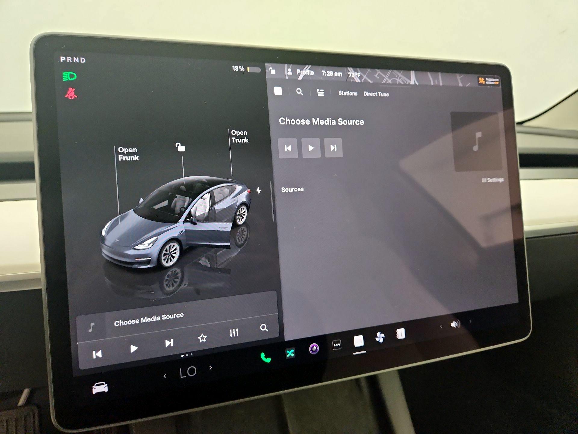 Thumbnail: 2023 Tesla Model 3 - 15