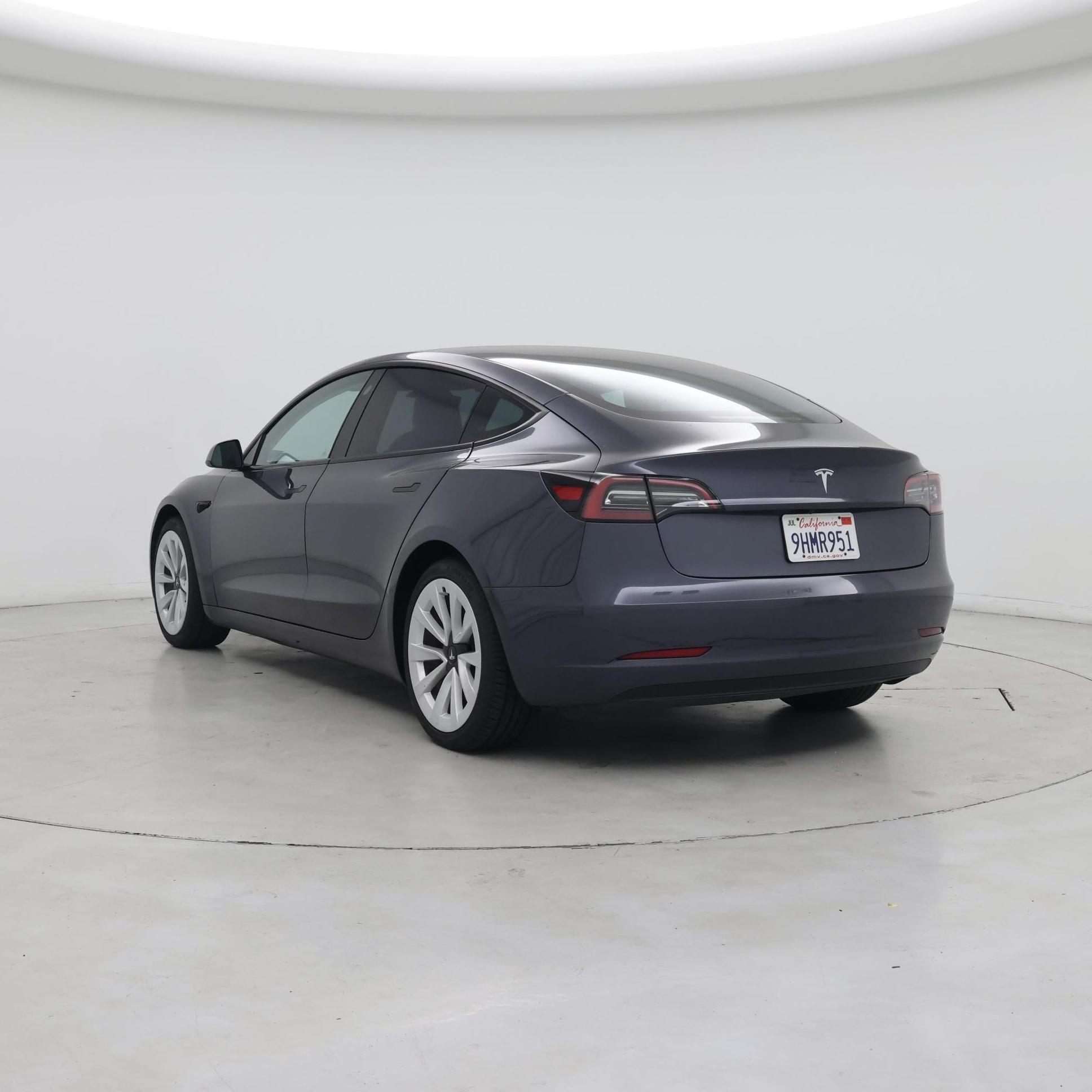 Thumbnail: 2023 Tesla Model 3 - 2