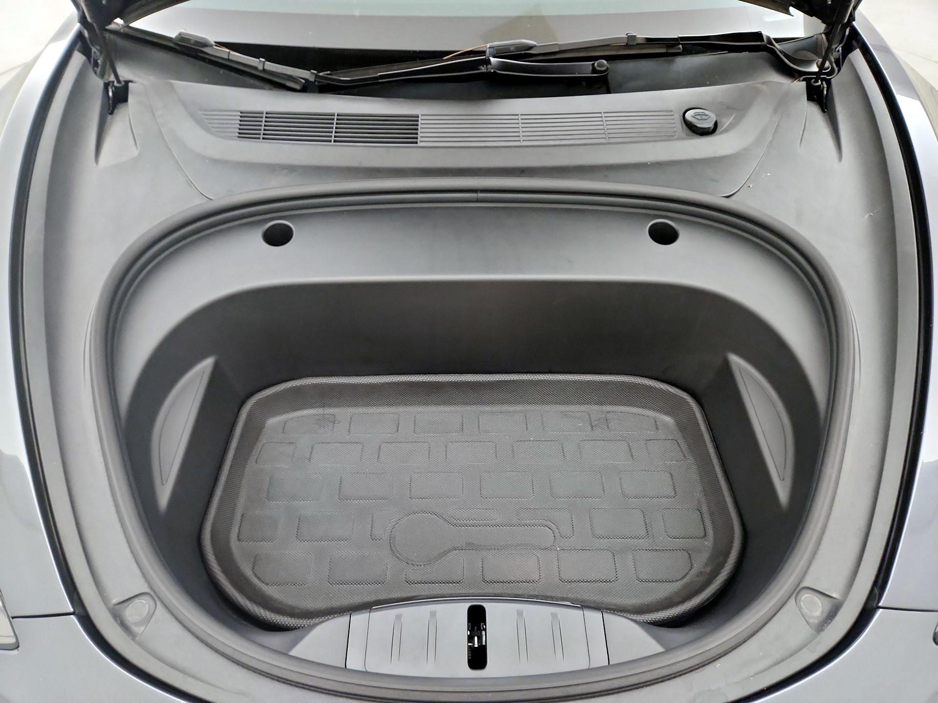 Thumbnail: 2023 Tesla Model 3 - 20