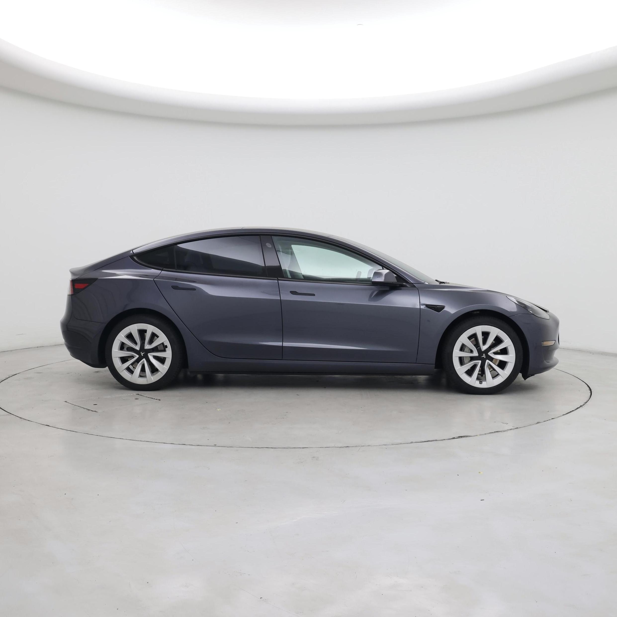 Thumbnail: 2023 Tesla Model 3 - 7