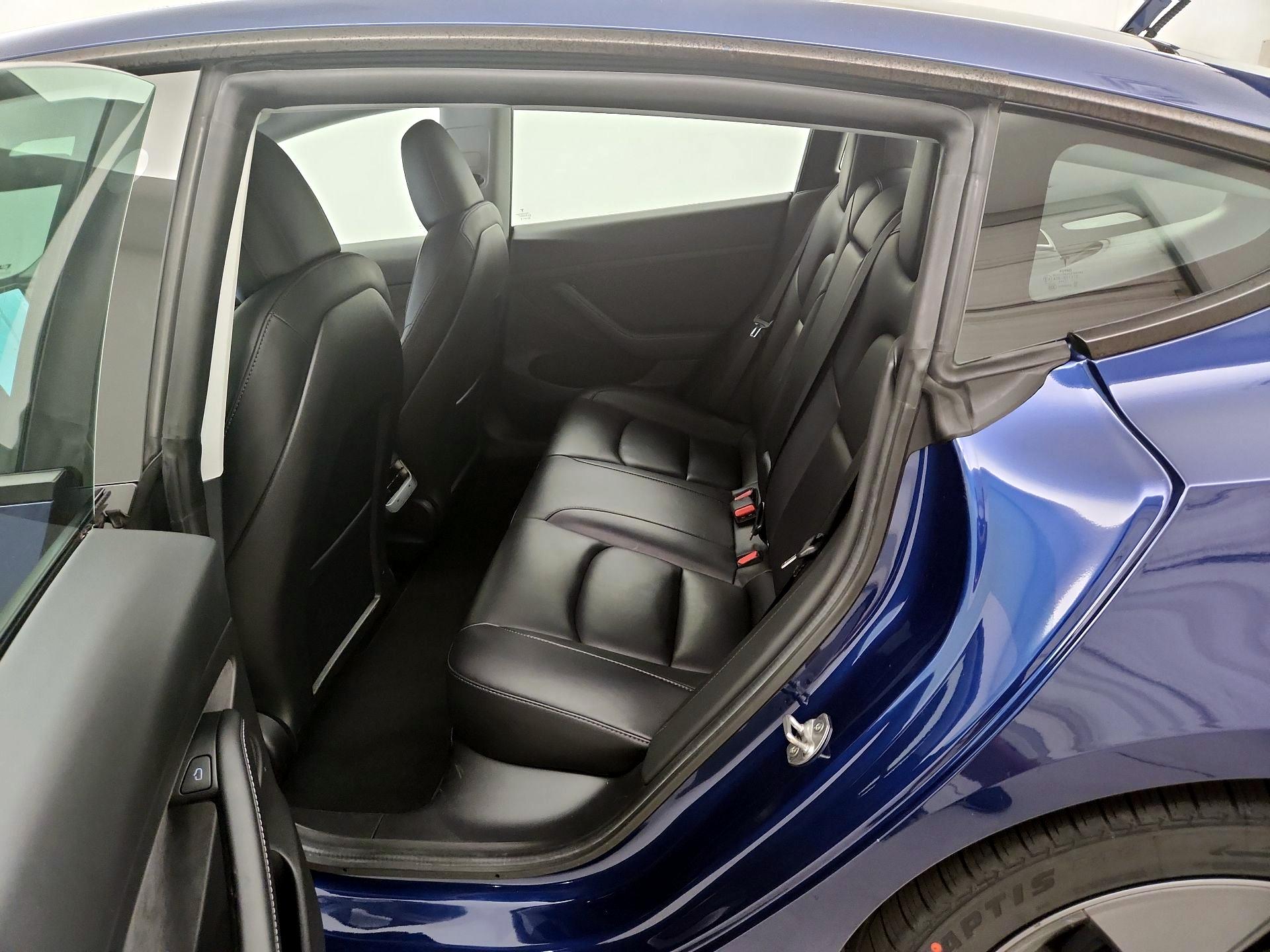 Thumbnail: 2021 Tesla Model 3 - 20