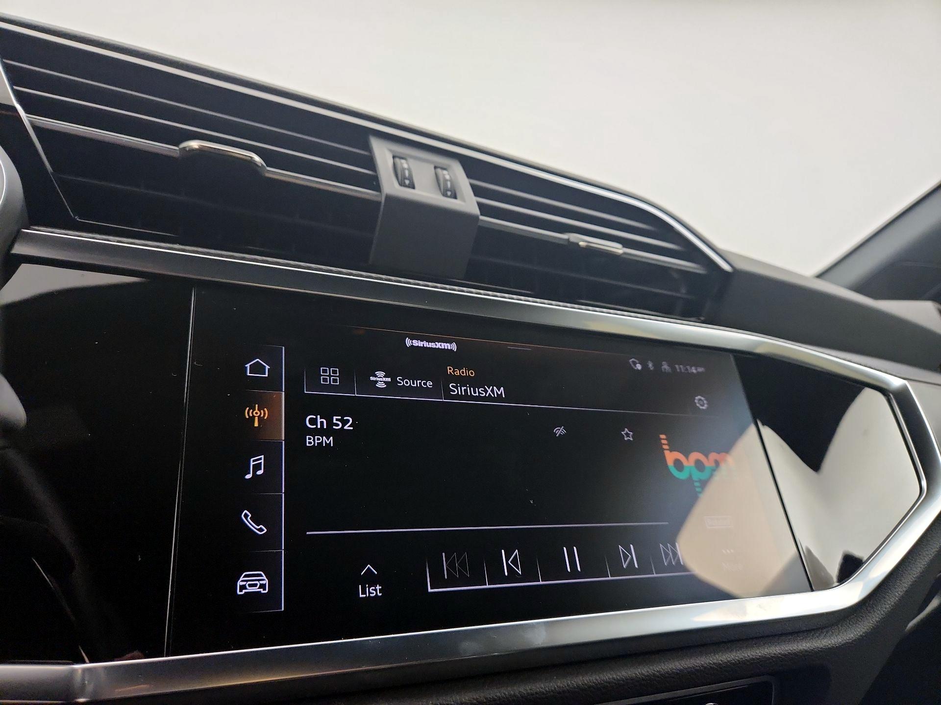 Thumbnail: 2024 Audi Q3 - 15