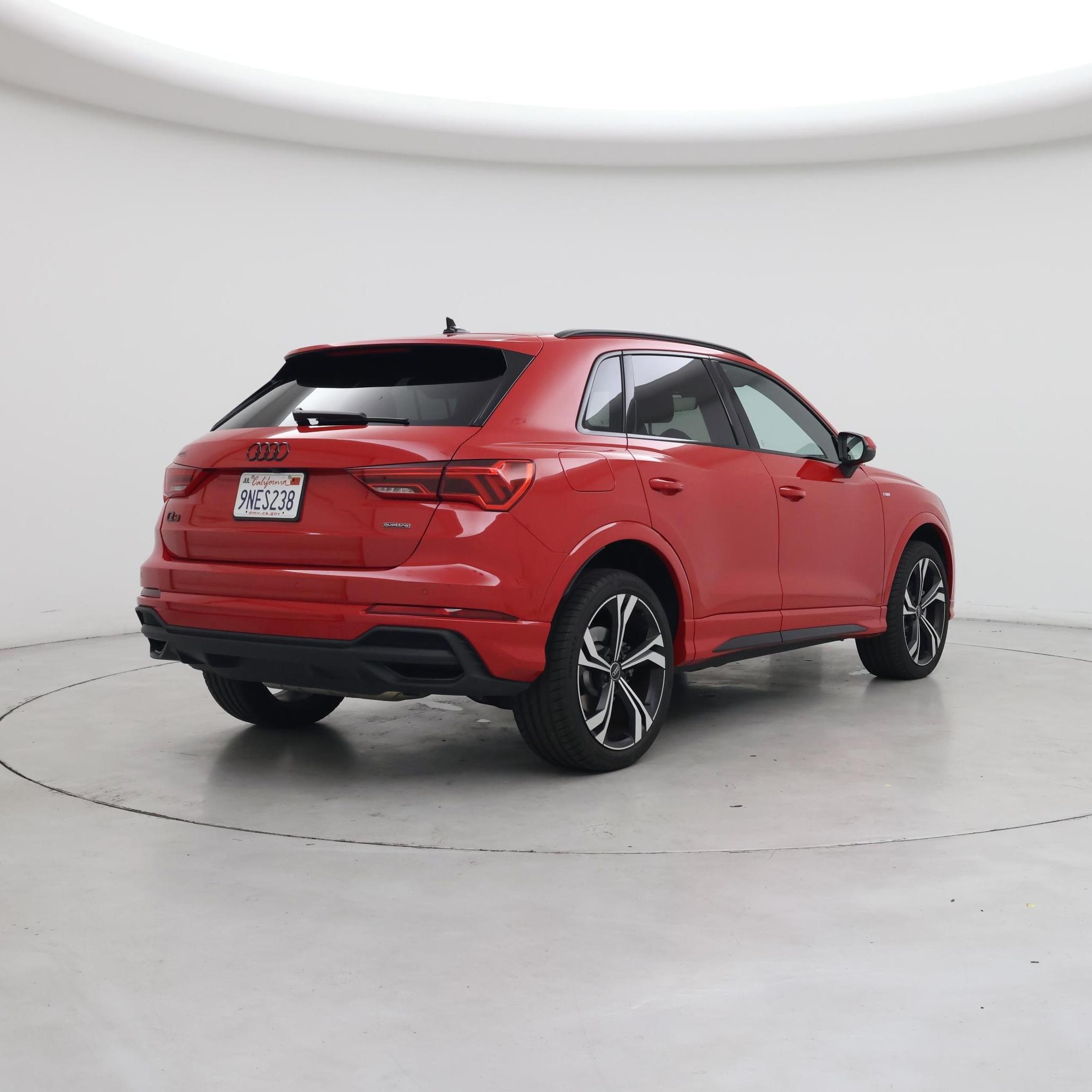 Thumbnail: 2024 Audi Q3 - 8