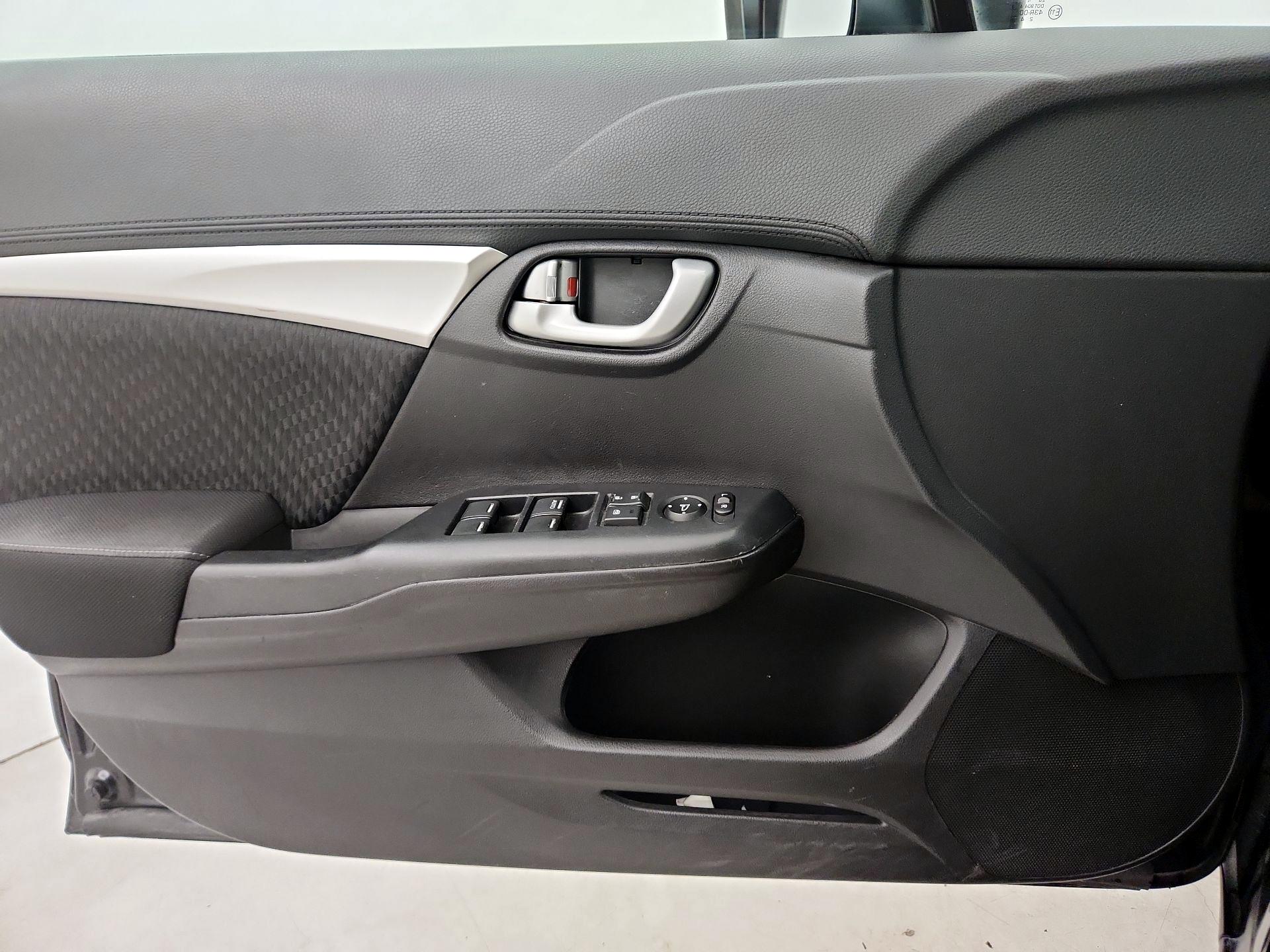 Thumbnail: 2014 Honda Civic - 12