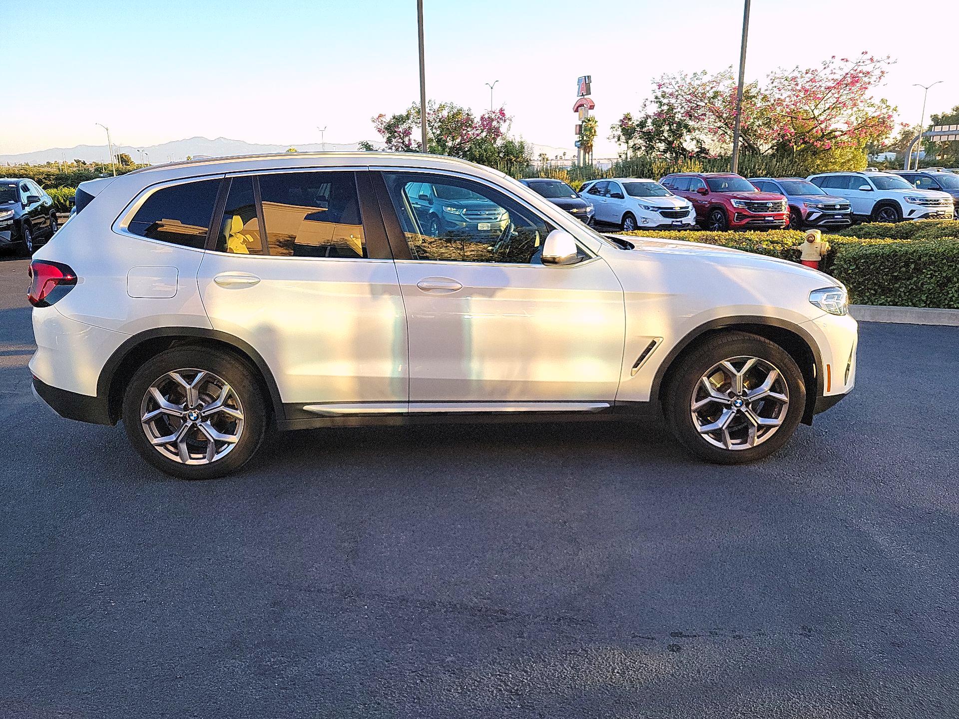 Thumbnail: 2023 BMW X3 - 4