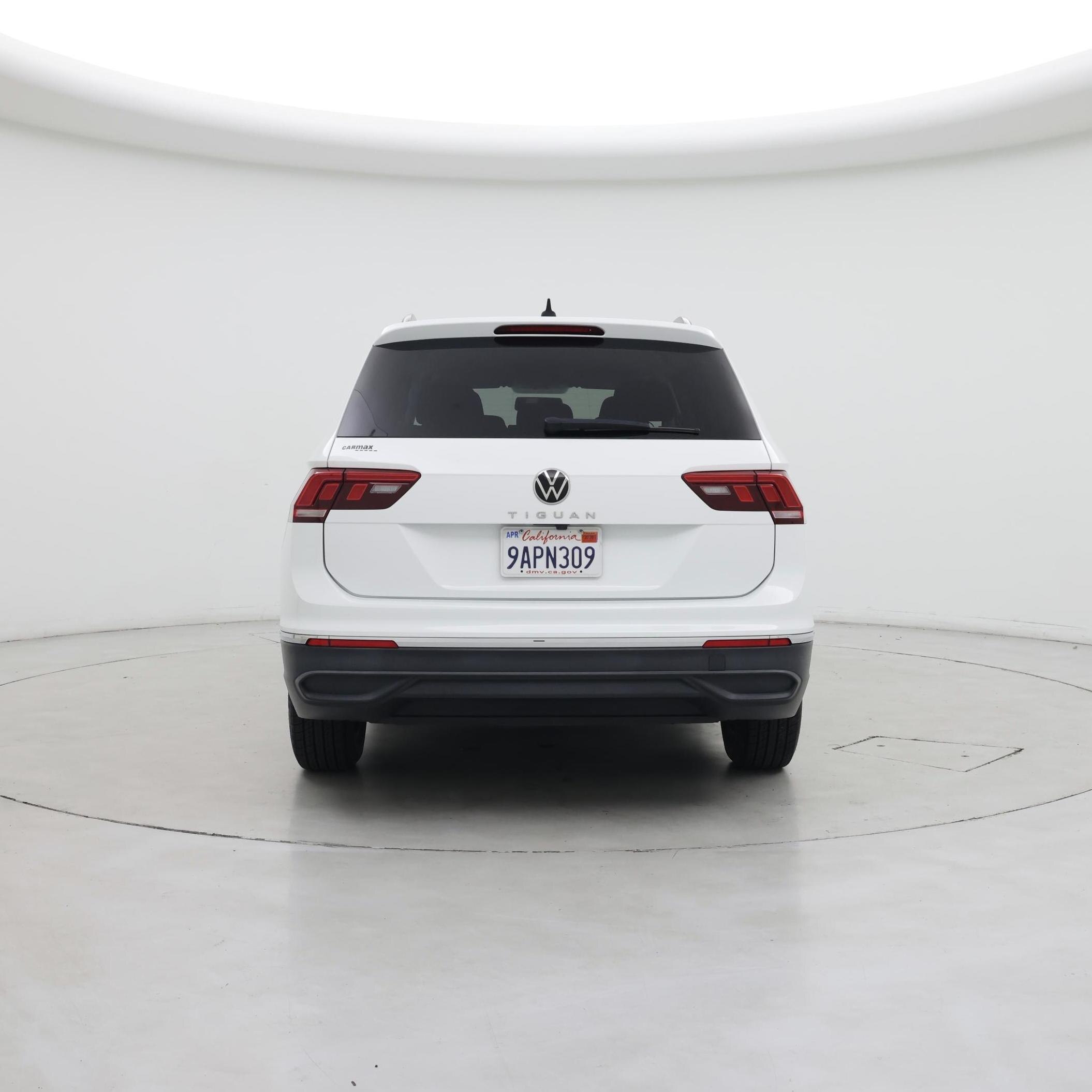 Thumbnail: 2022 Volkswagen Tiguan - 6