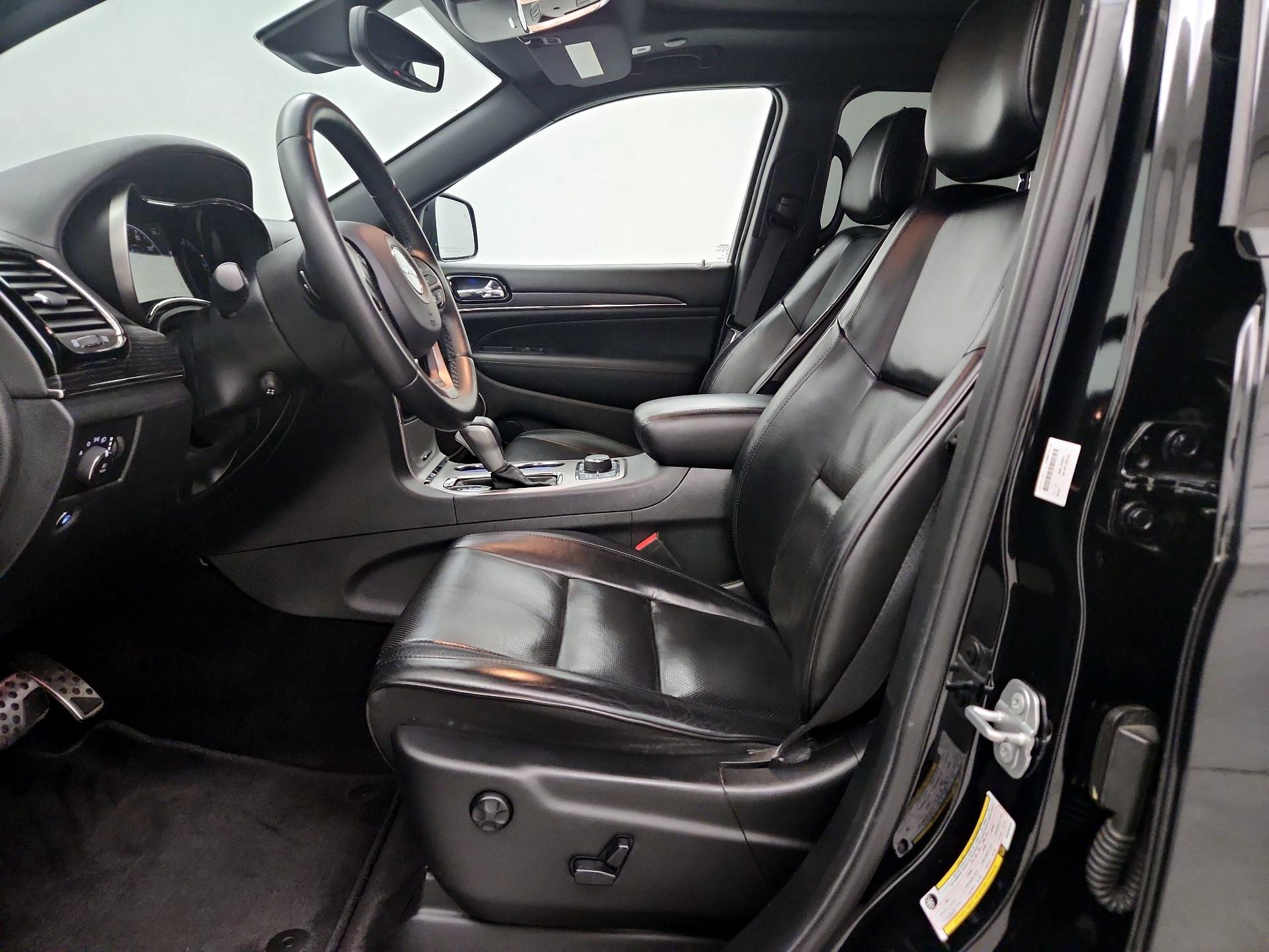 Thumbnail: 2019 Jeep Grand Cherokee - 11