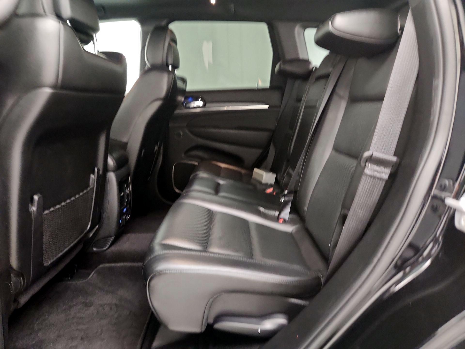 Thumbnail: 2019 Jeep Grand Cherokee - 19