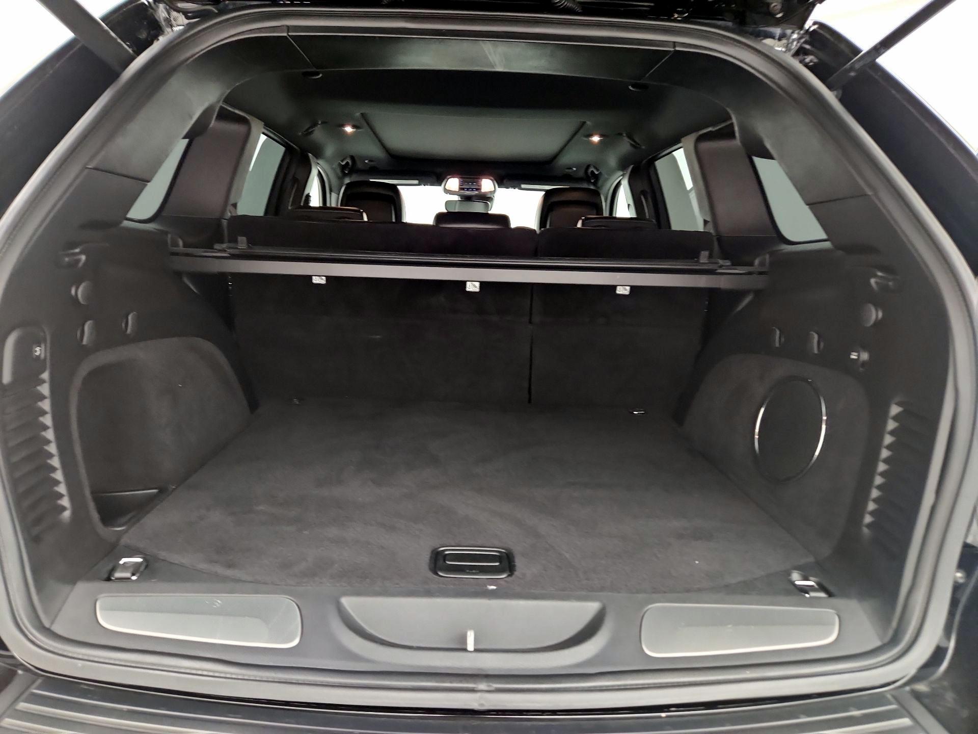 Thumbnail: 2019 Jeep Grand Cherokee - 20