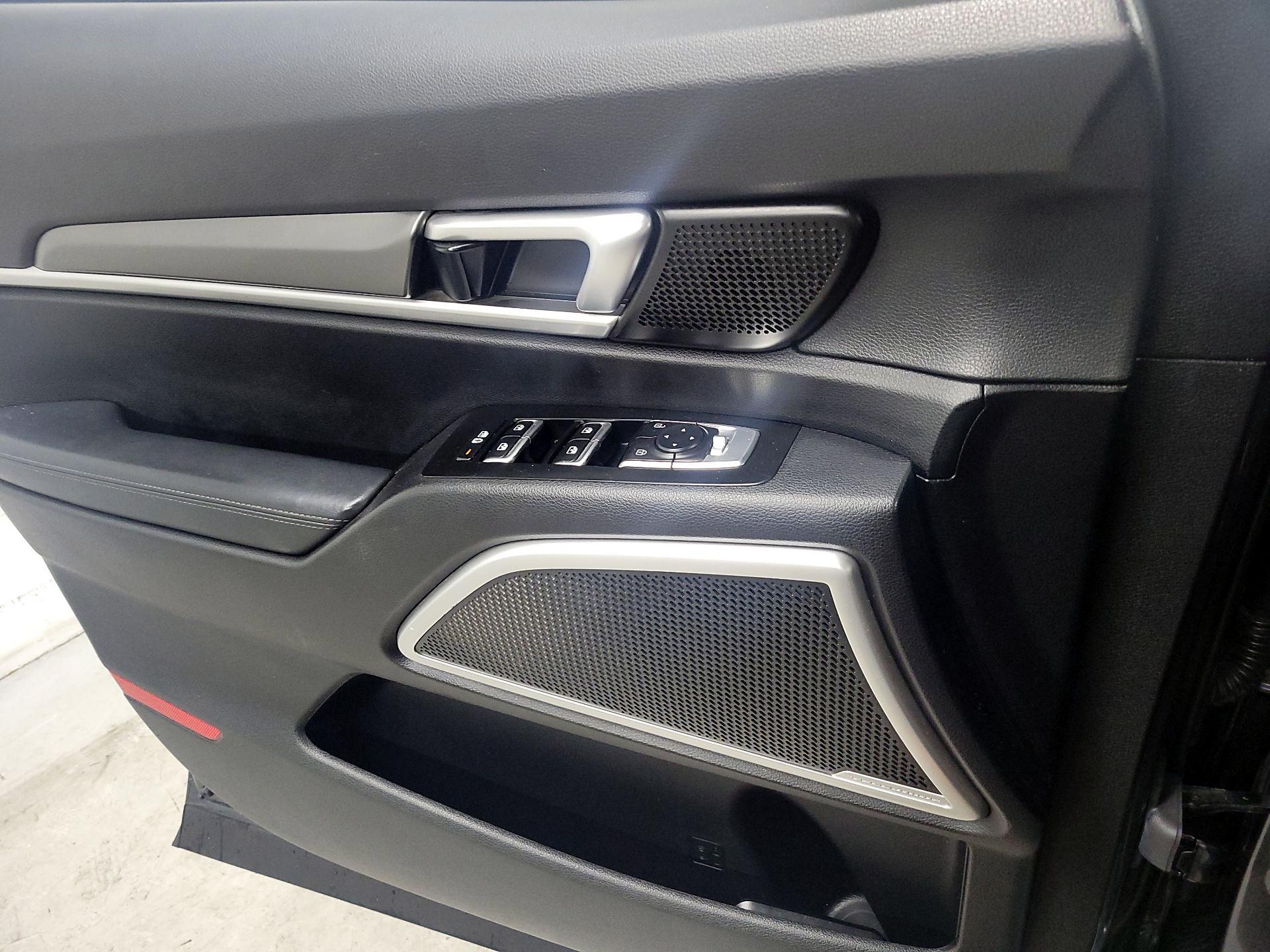 Thumbnail: 2020 Kia Telluride - 12
