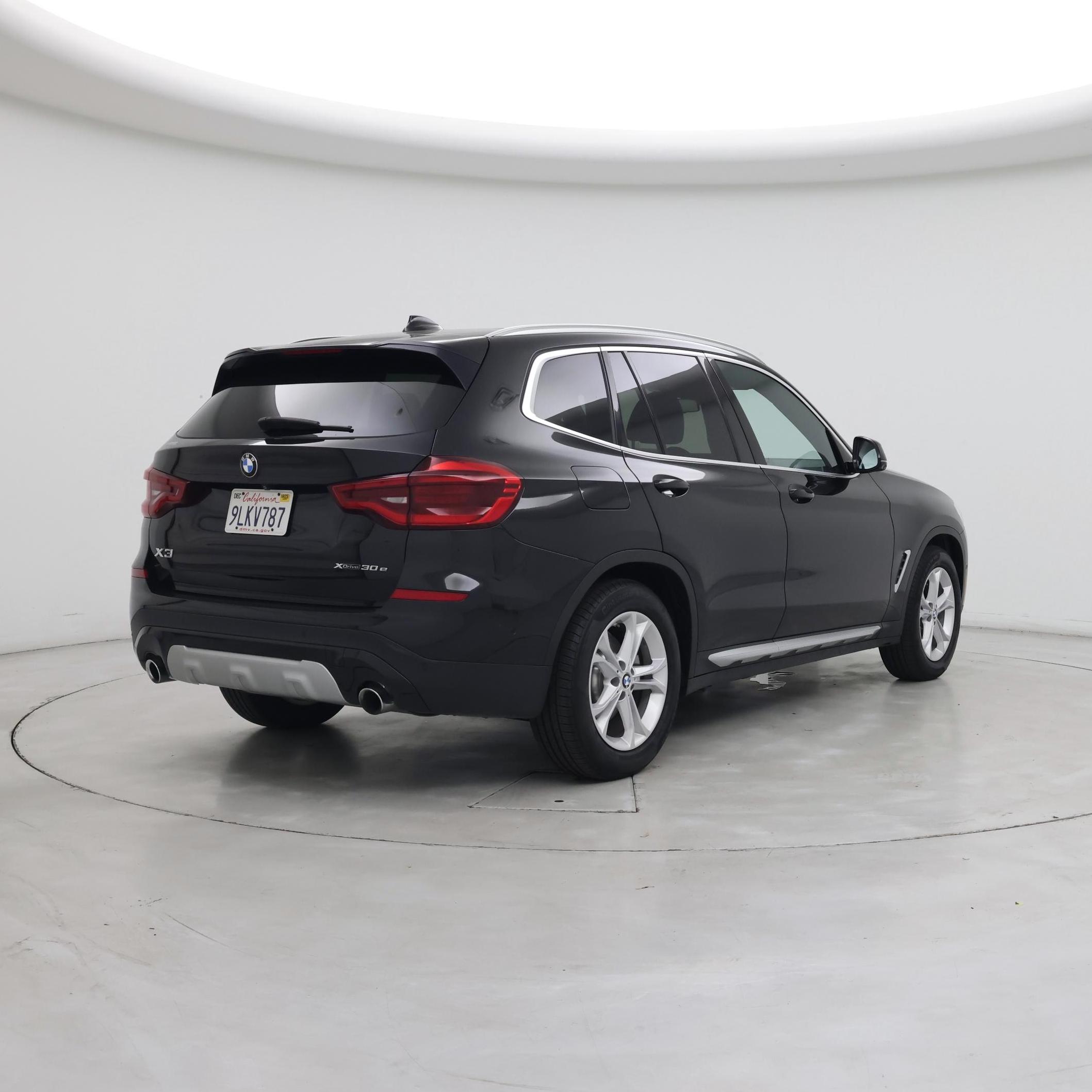 Thumbnail: 2021 BMW X3 - 8
