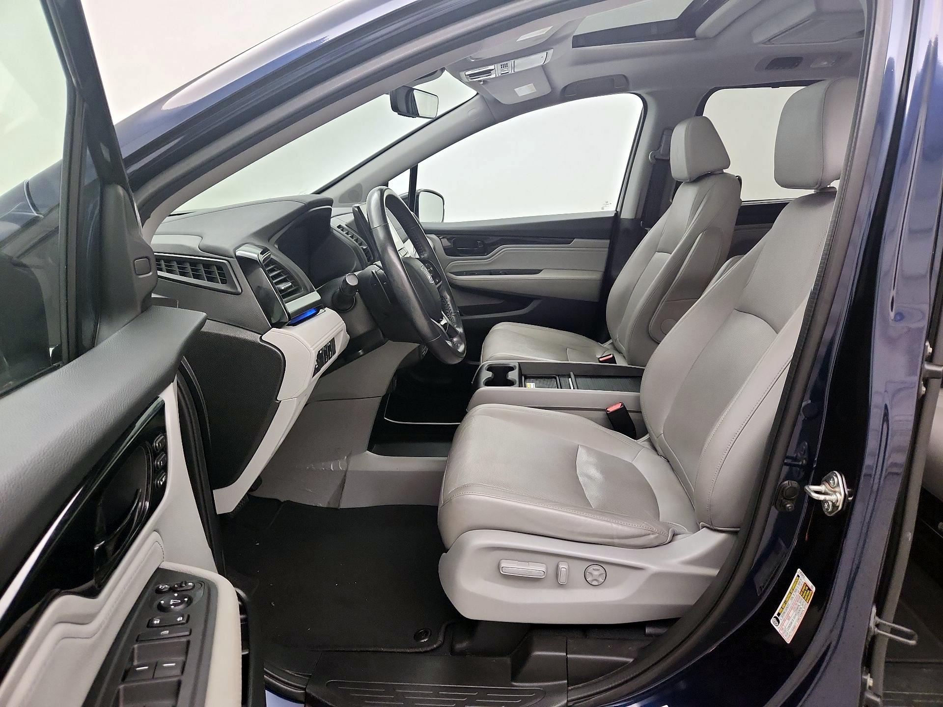 Thumbnail: 2018 Honda Odyssey - 11