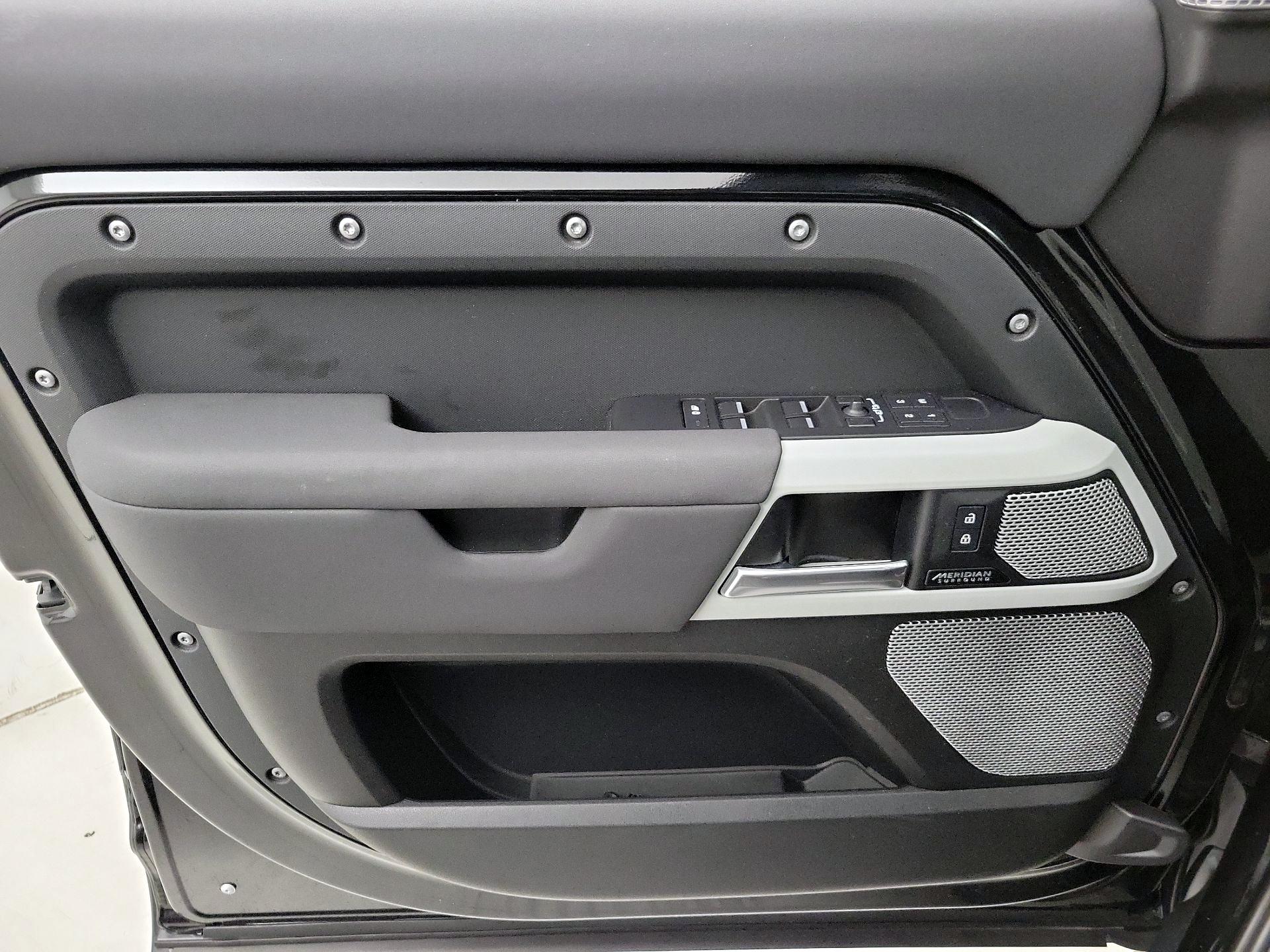 Thumbnail: 2023 Land Rover Defender - 12