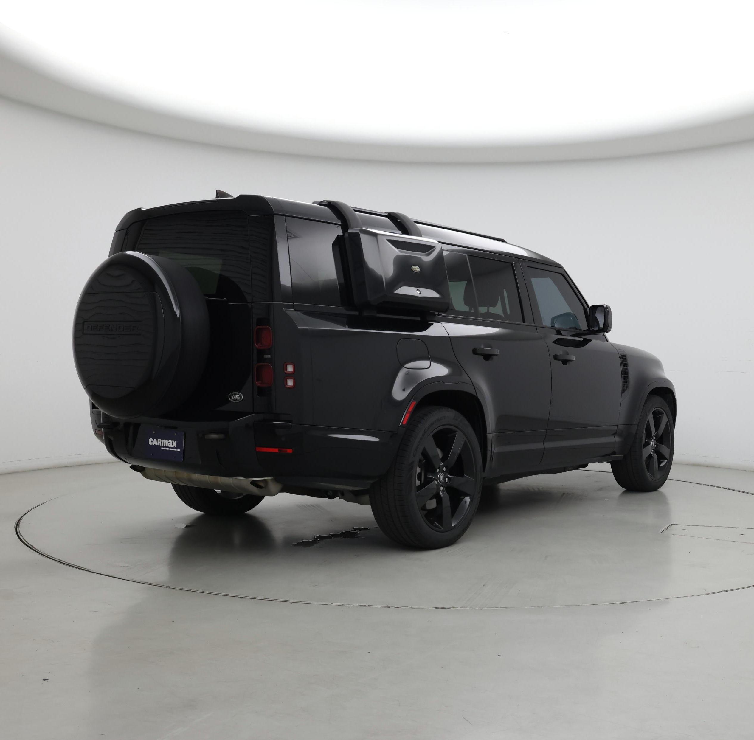 Thumbnail: 2023 Land Rover Defender - 8