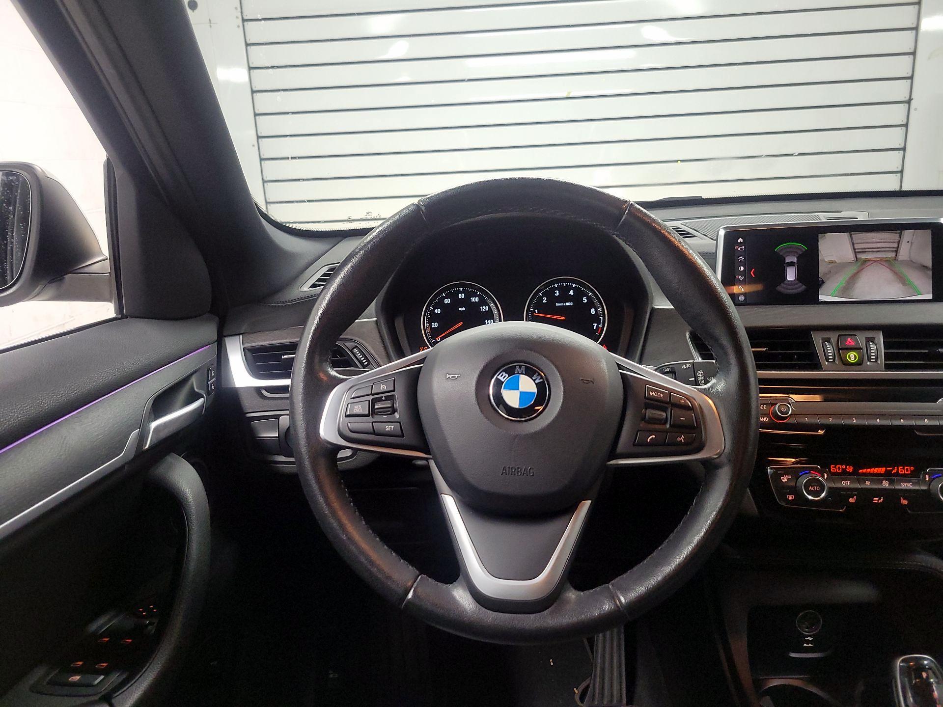 Thumbnail: 2020 BMW X1 - 10