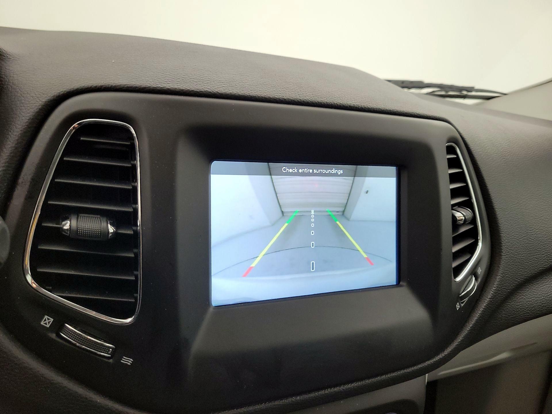Thumbnail: 2019 Jeep Compass - 15