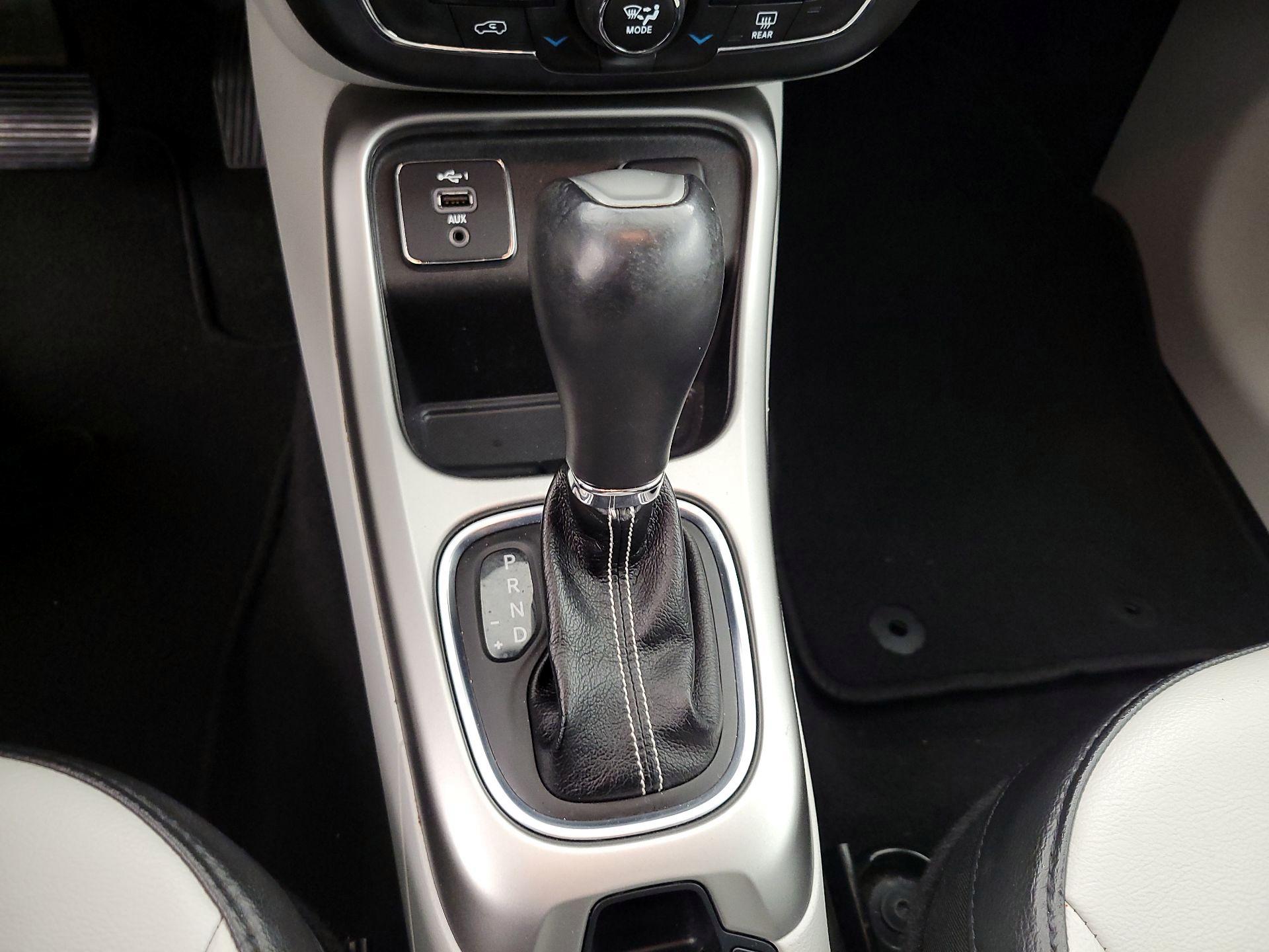 Thumbnail: 2019 Jeep Compass - 18