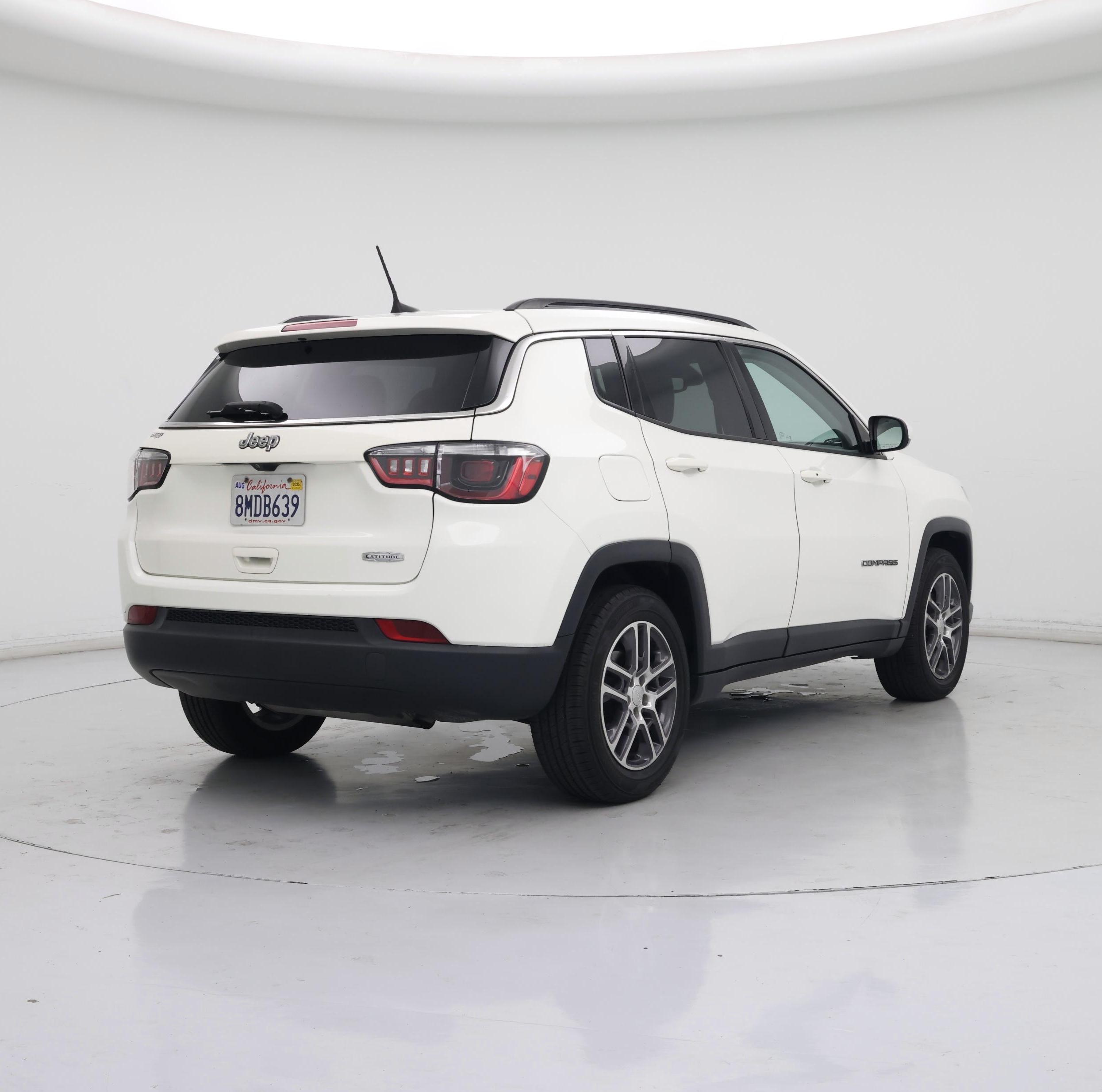 Thumbnail: 2019 Jeep Compass - 8
