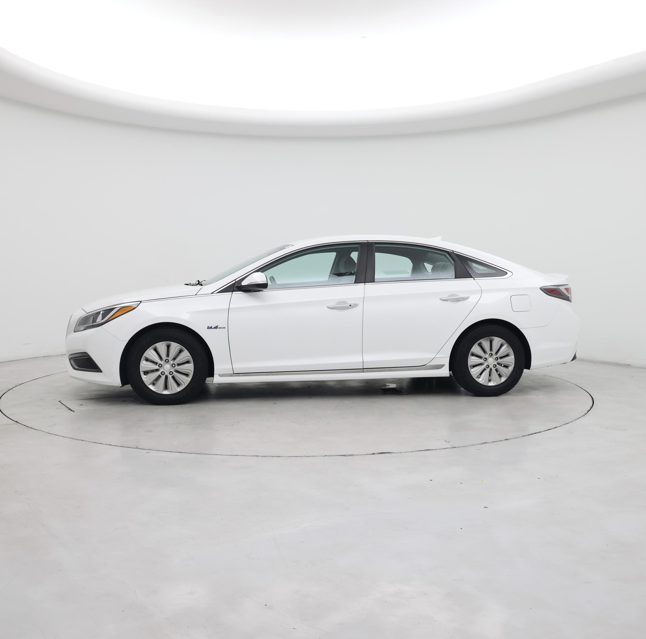 Thumbnail: 2017 Hyundai Sonata - 3