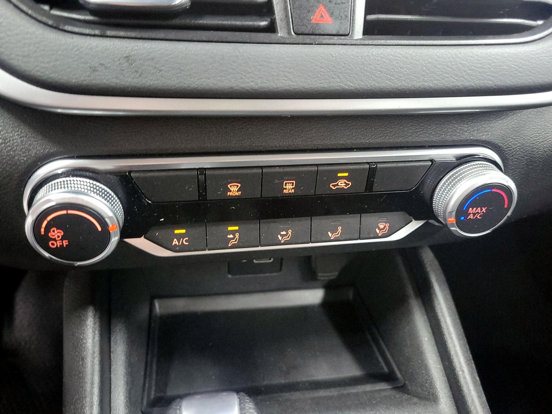 Thumbnail: 2023 Nissan Altima - 15