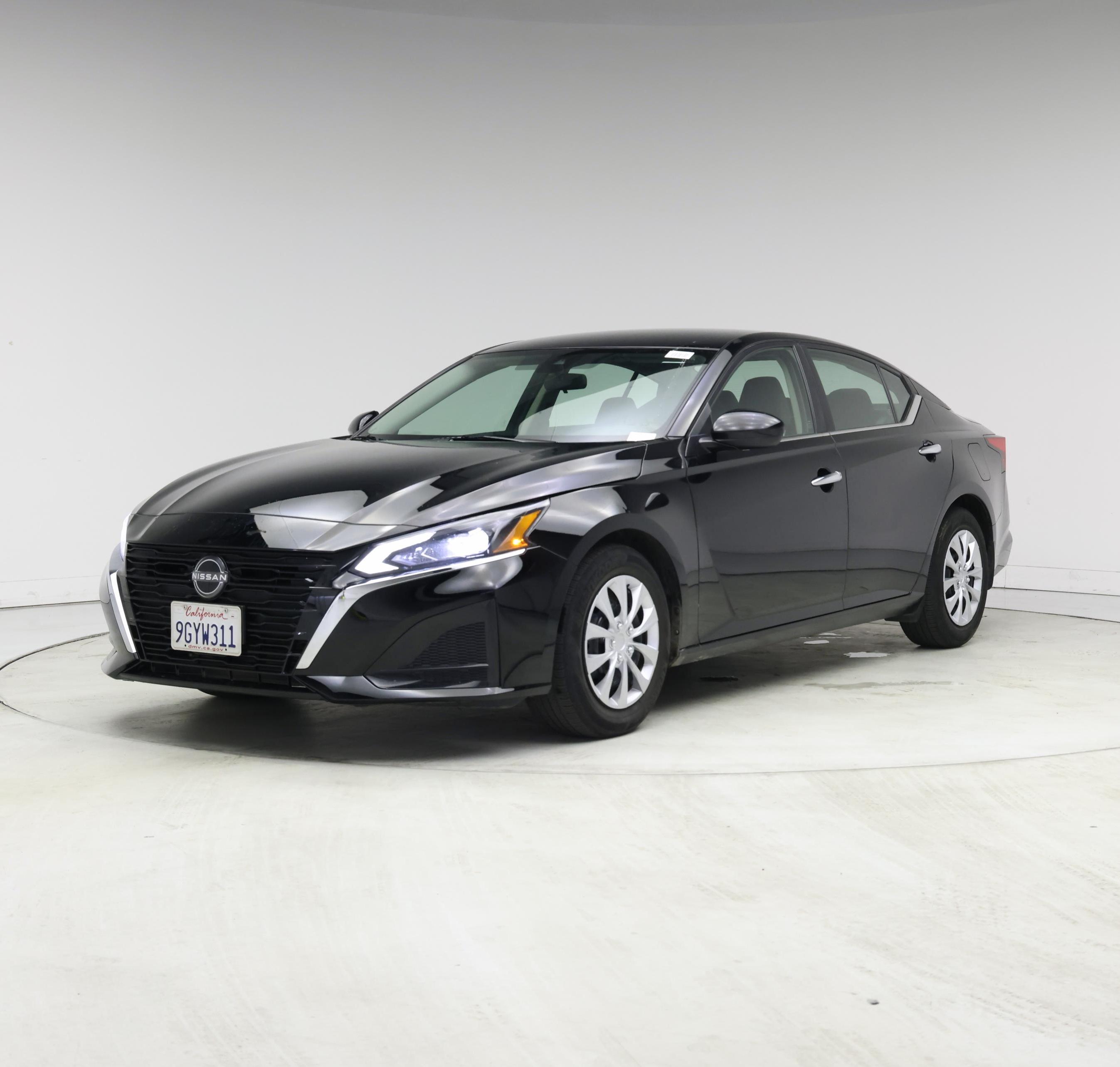 Thumbnail: 2023 Nissan Altima - 4