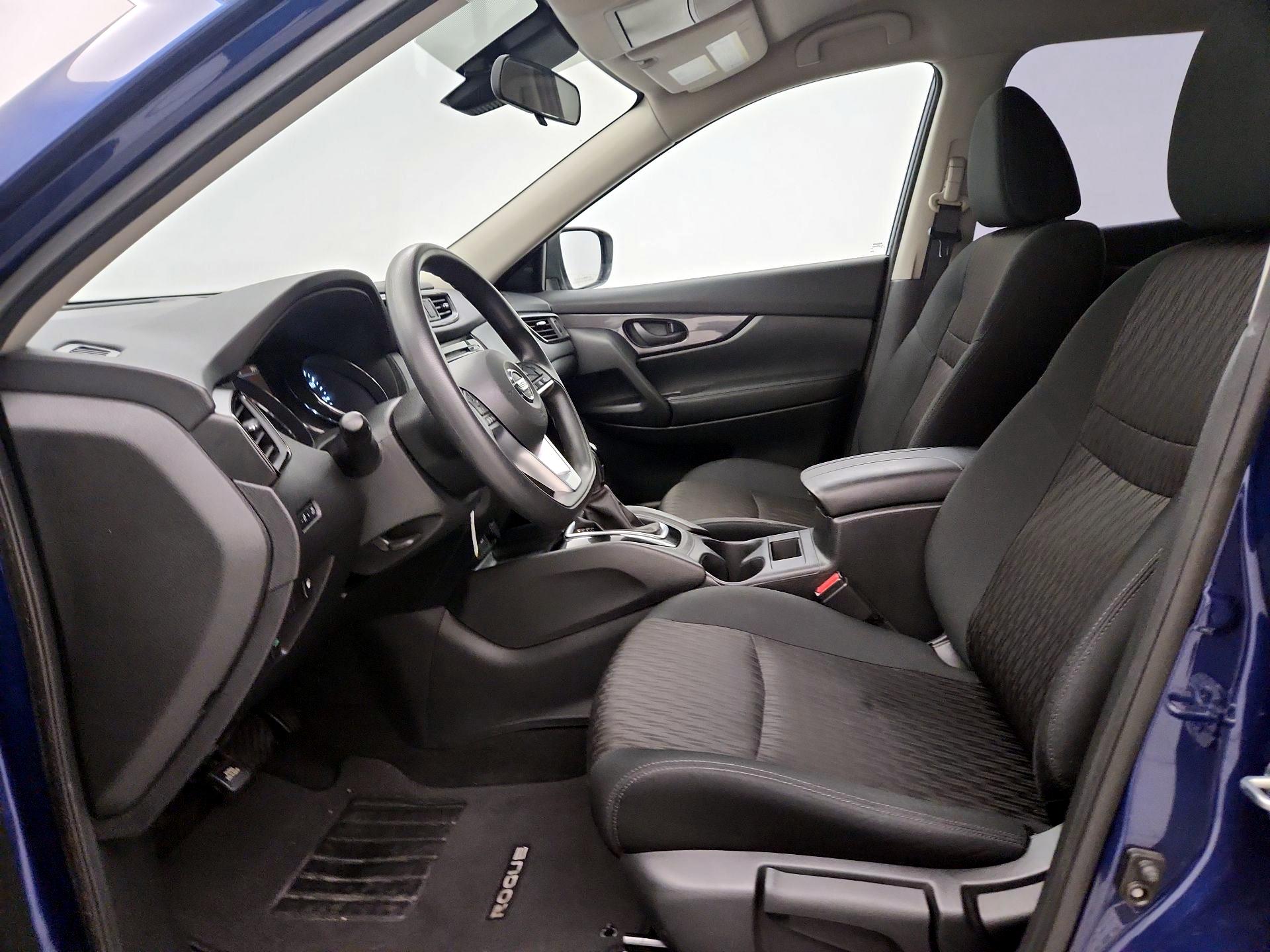 Thumbnail: 2020 Nissan Rogue - 11