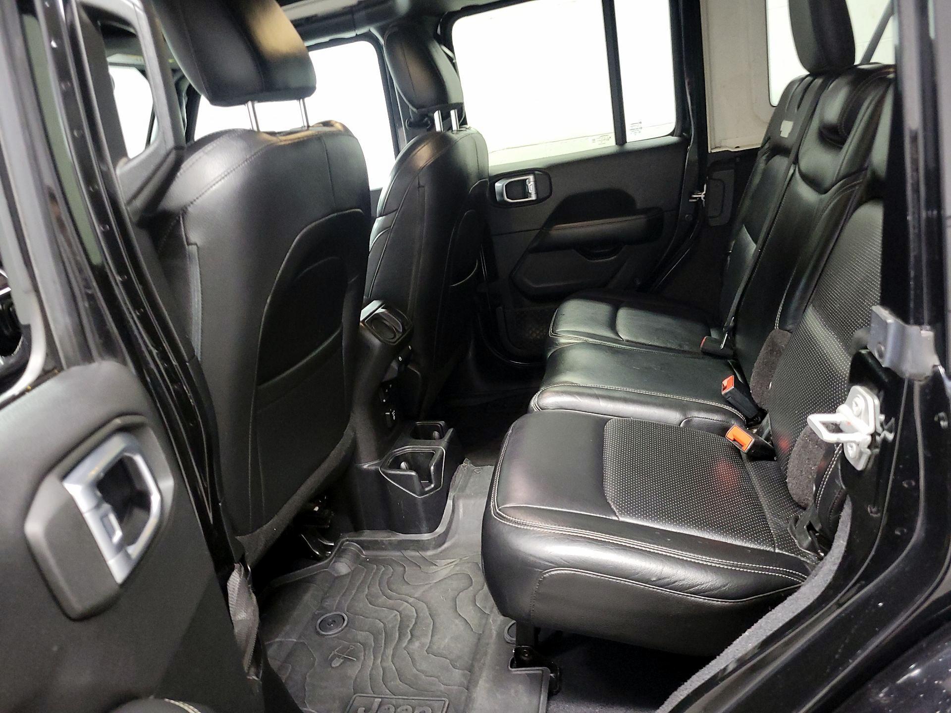 Thumbnail: 2020 Jeep Wrangler - 18