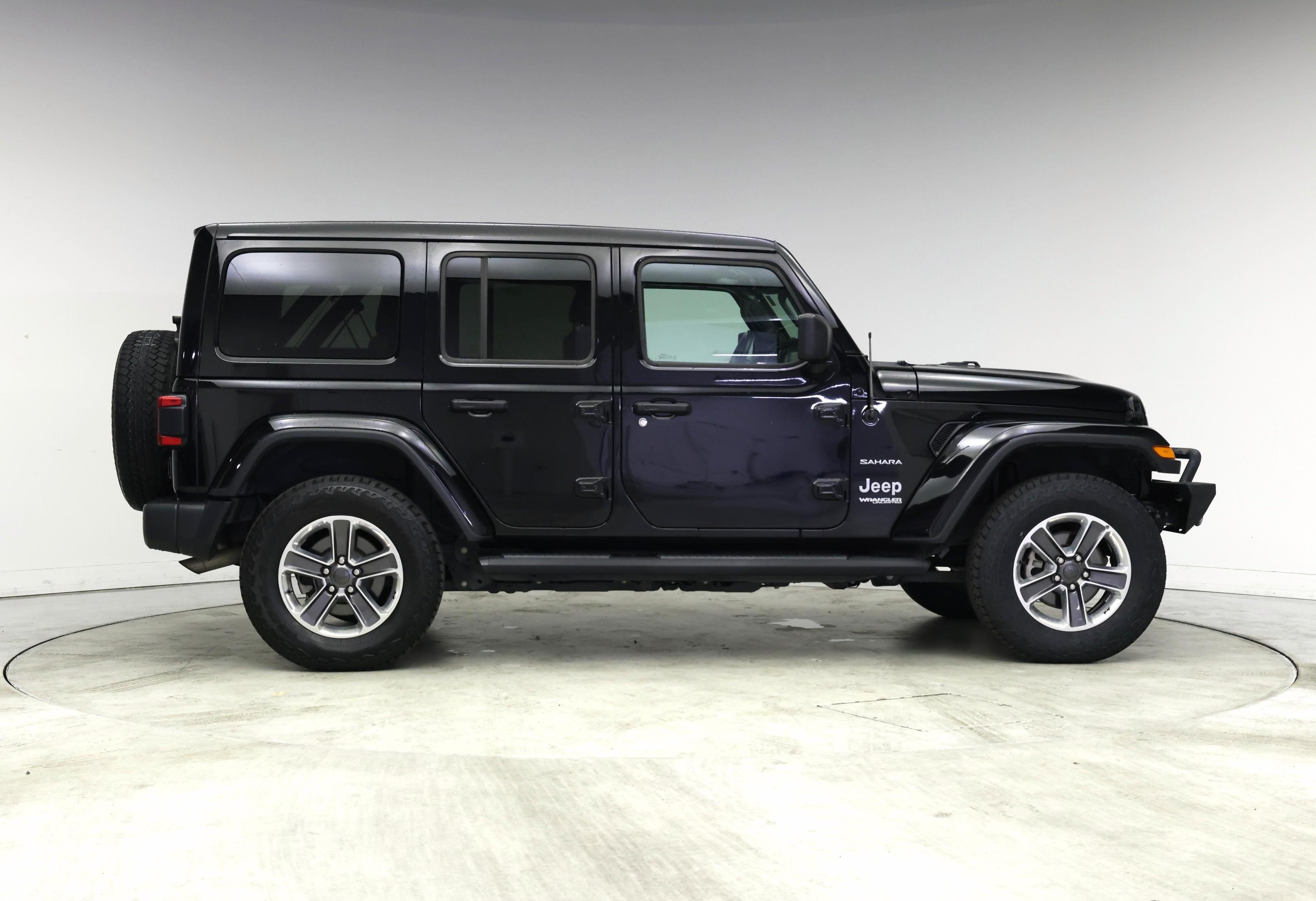 Thumbnail: 2020 Jeep Wrangler - 7