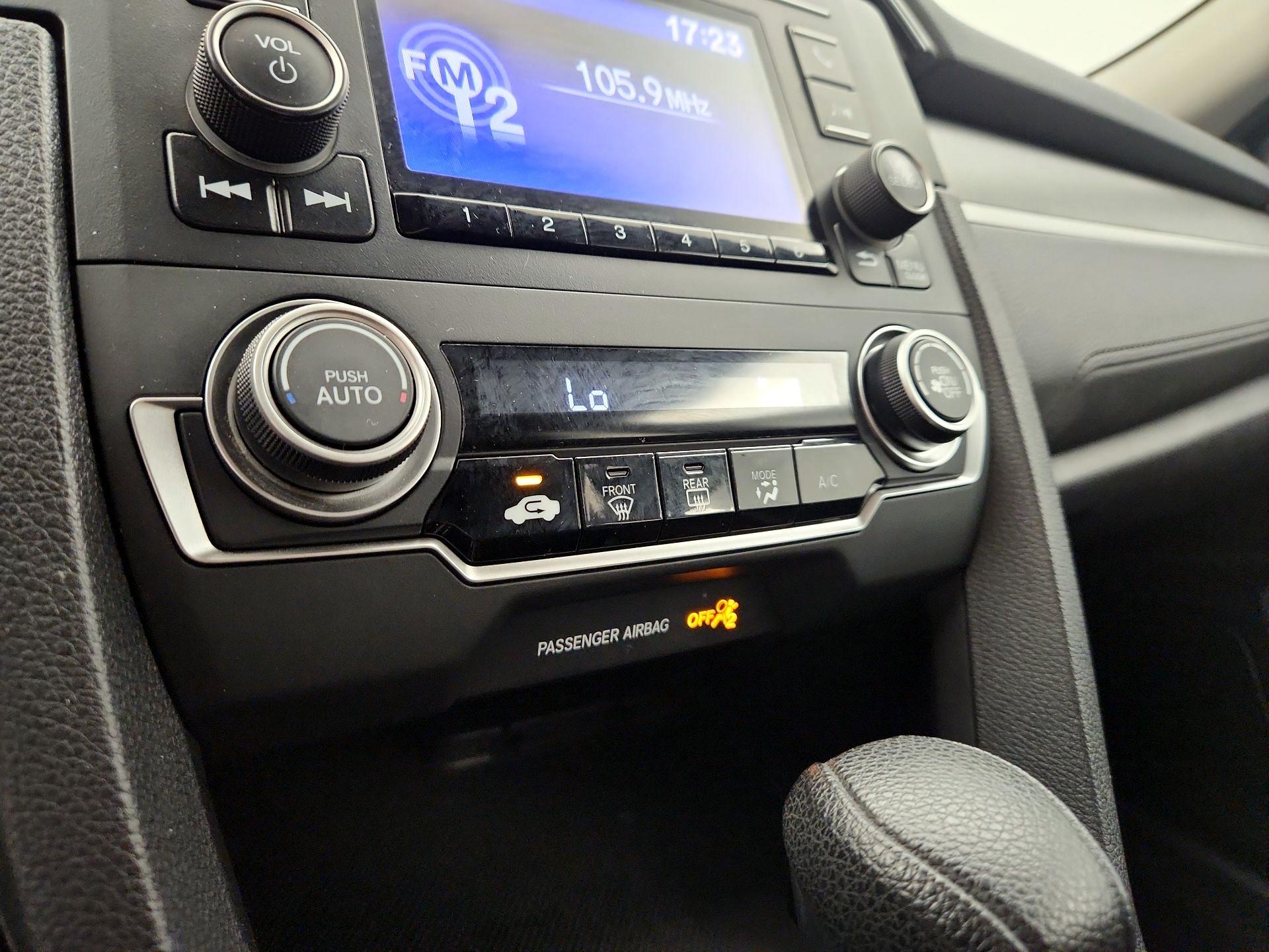 Thumbnail: 2017 Honda Civic - 16