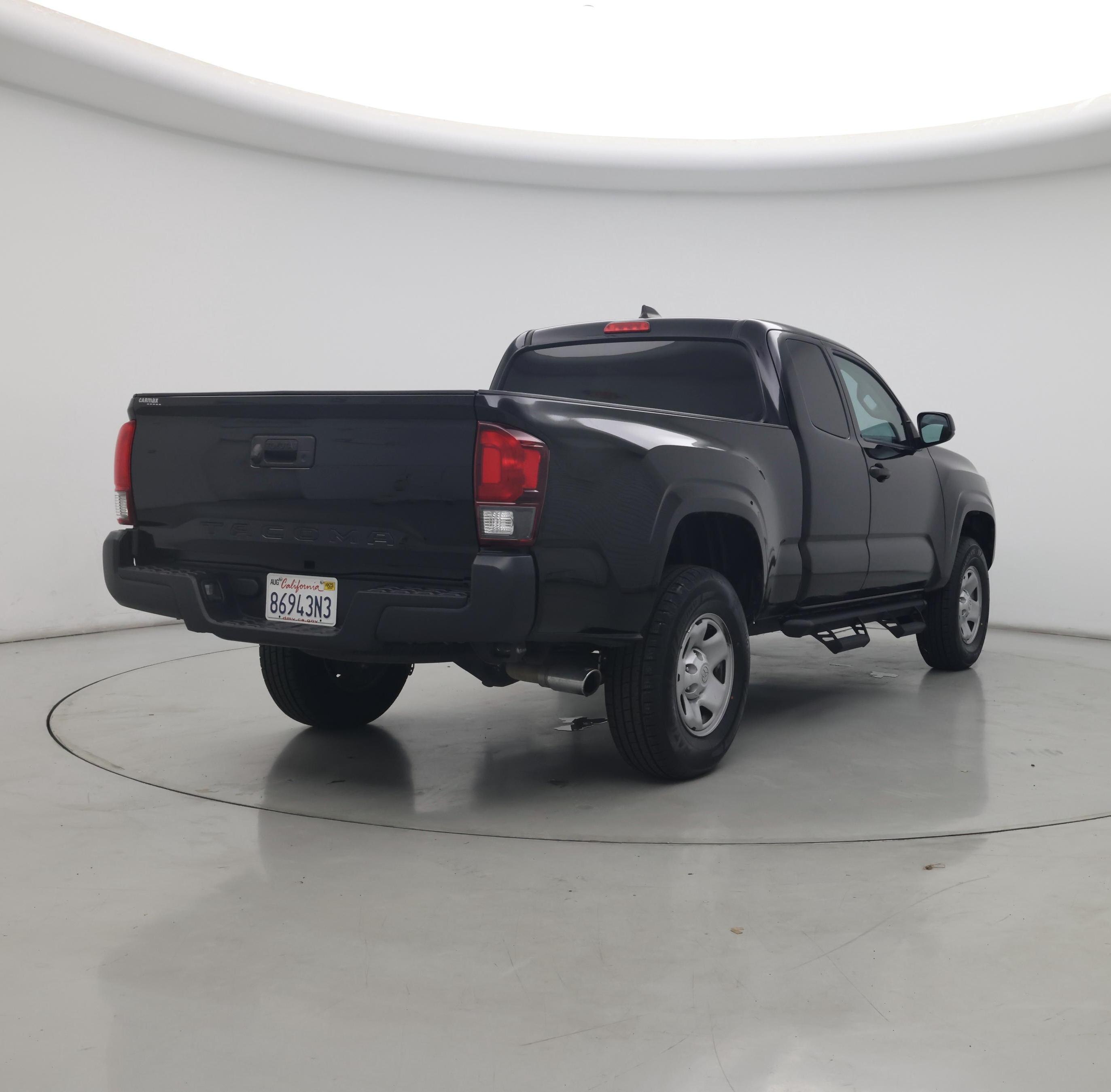 Thumbnail: 2022 Toyota Tacoma - 8