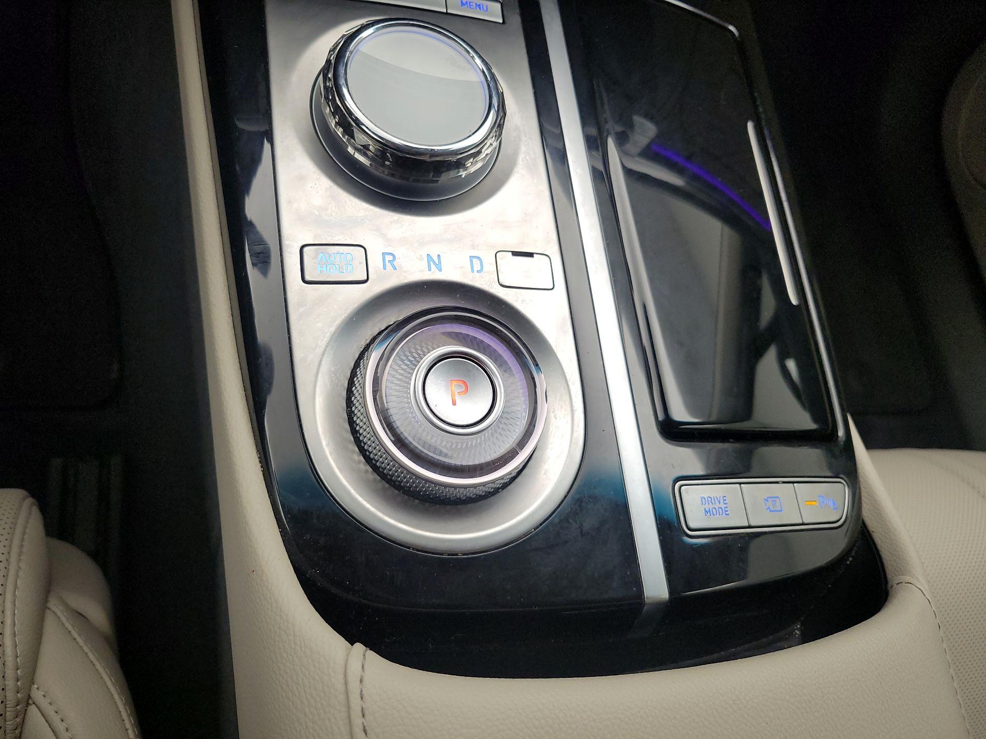 Thumbnail: 2023 Genesis G80 - 18